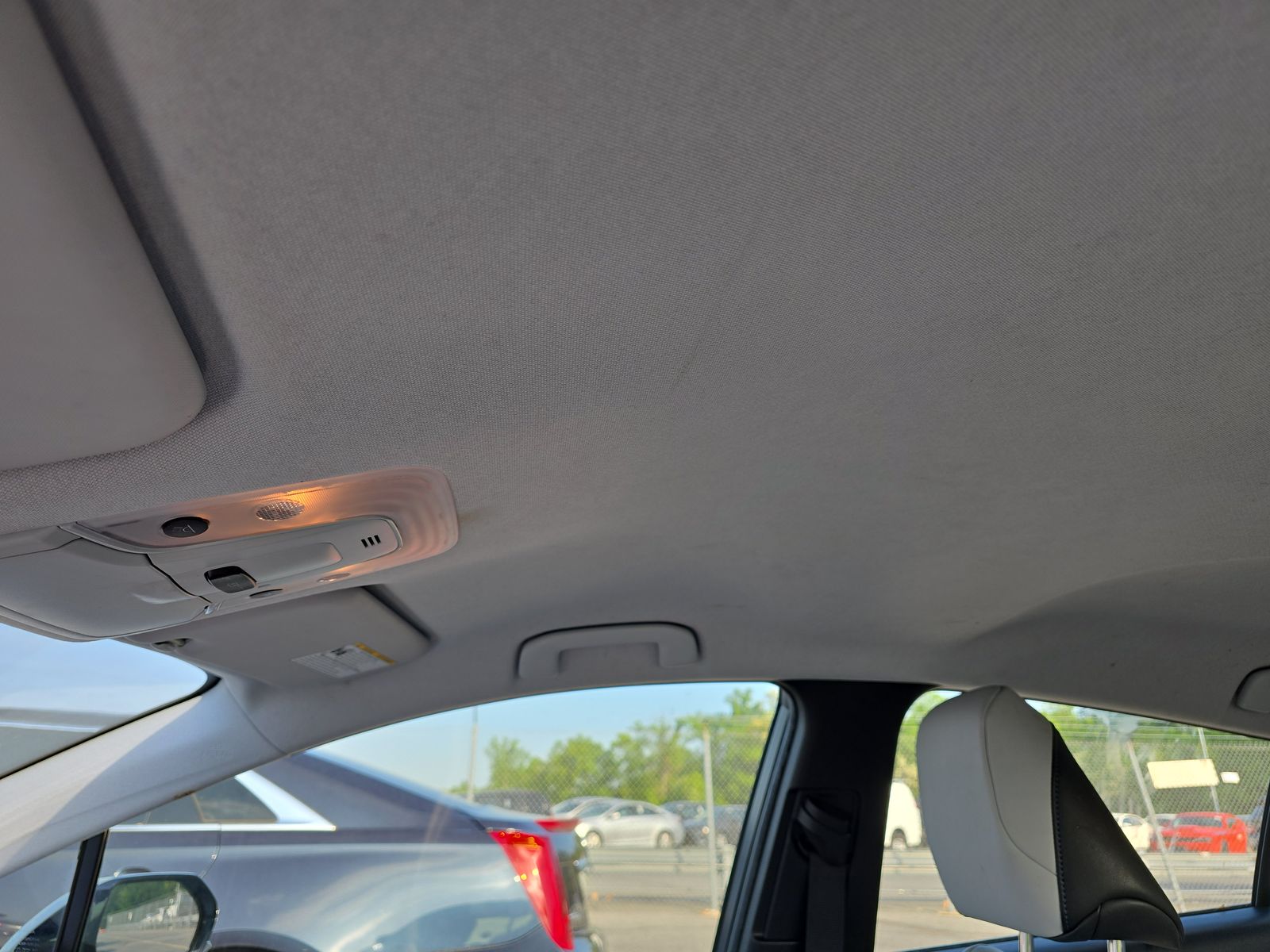 2016 Toyota Prius Three Touring FWD