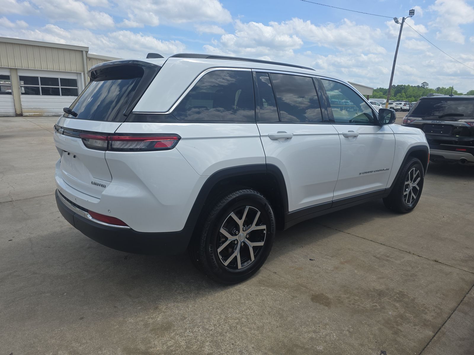 2024 Jeep Grand Cherokee Limited AWD