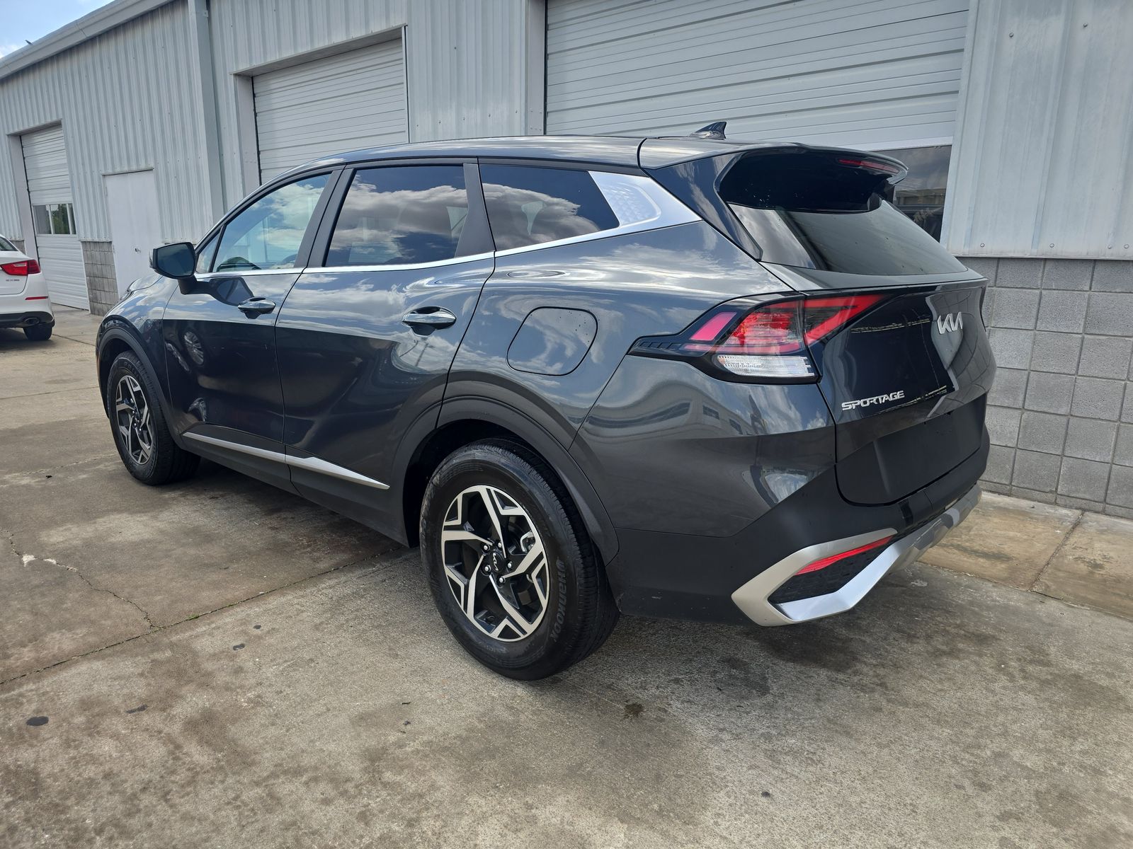 2024 Kia Sportage LX FWD