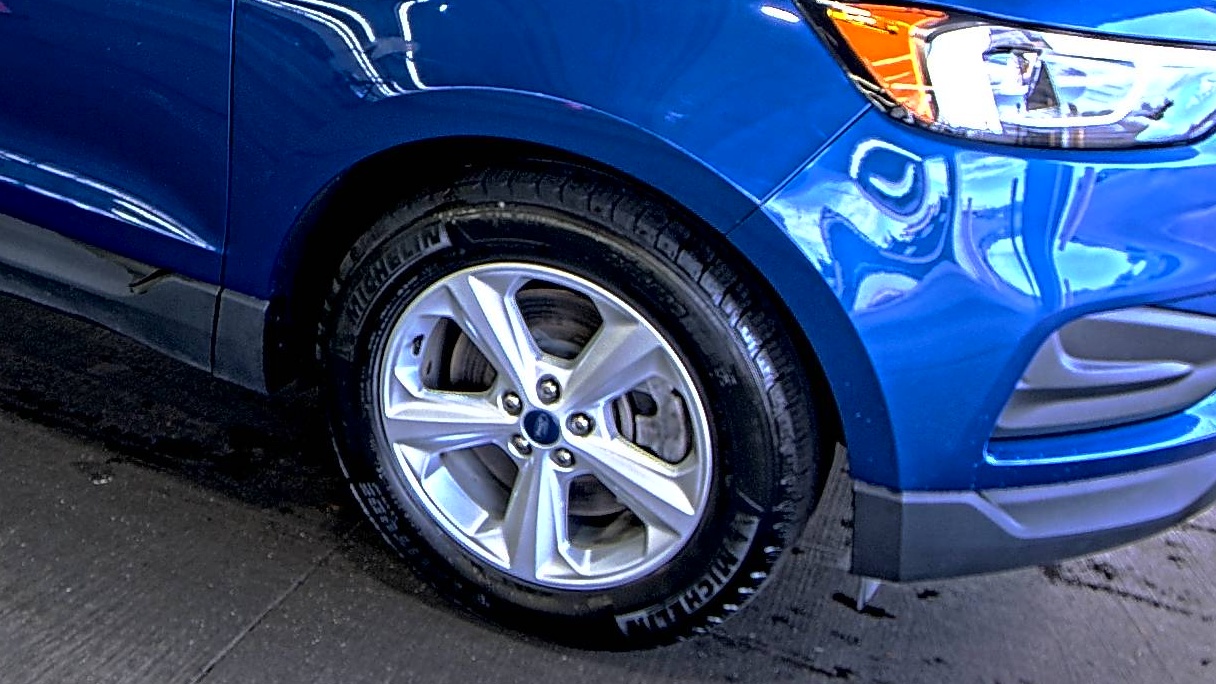 2022 Ford Edge SE AWD