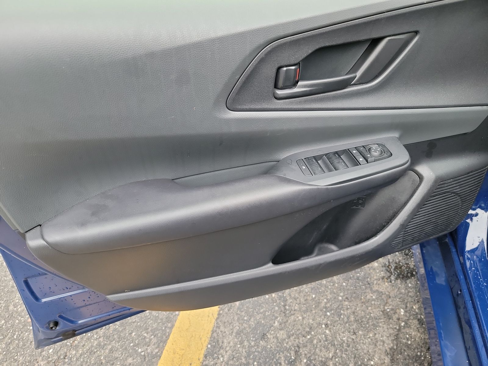 2023 Toyota Prius LE FWD