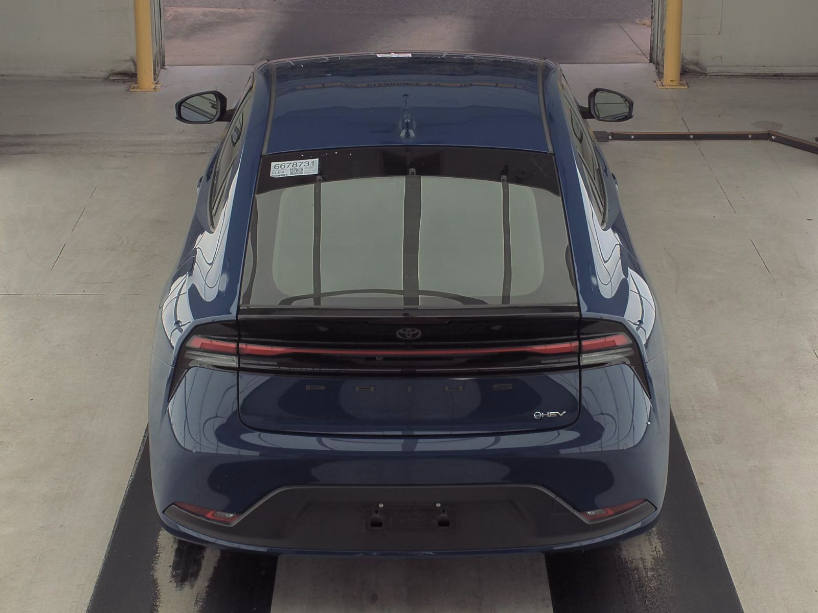 2023 Toyota Prius LE FWD