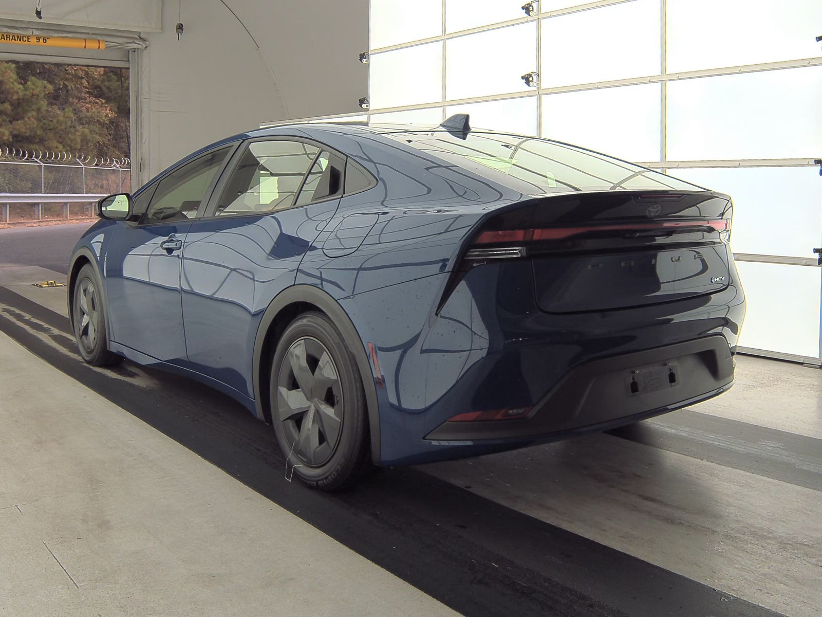 2023 Toyota Prius LE FWD