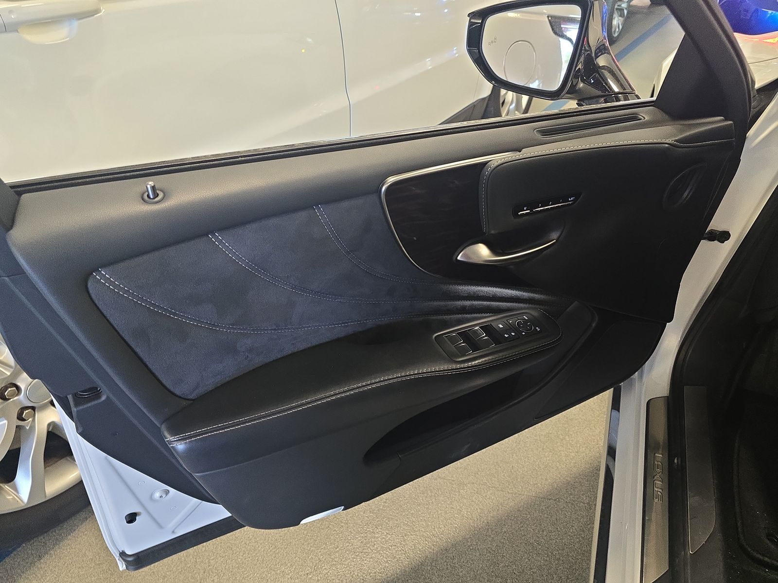 2019 Lexus LS LS 500 RWD