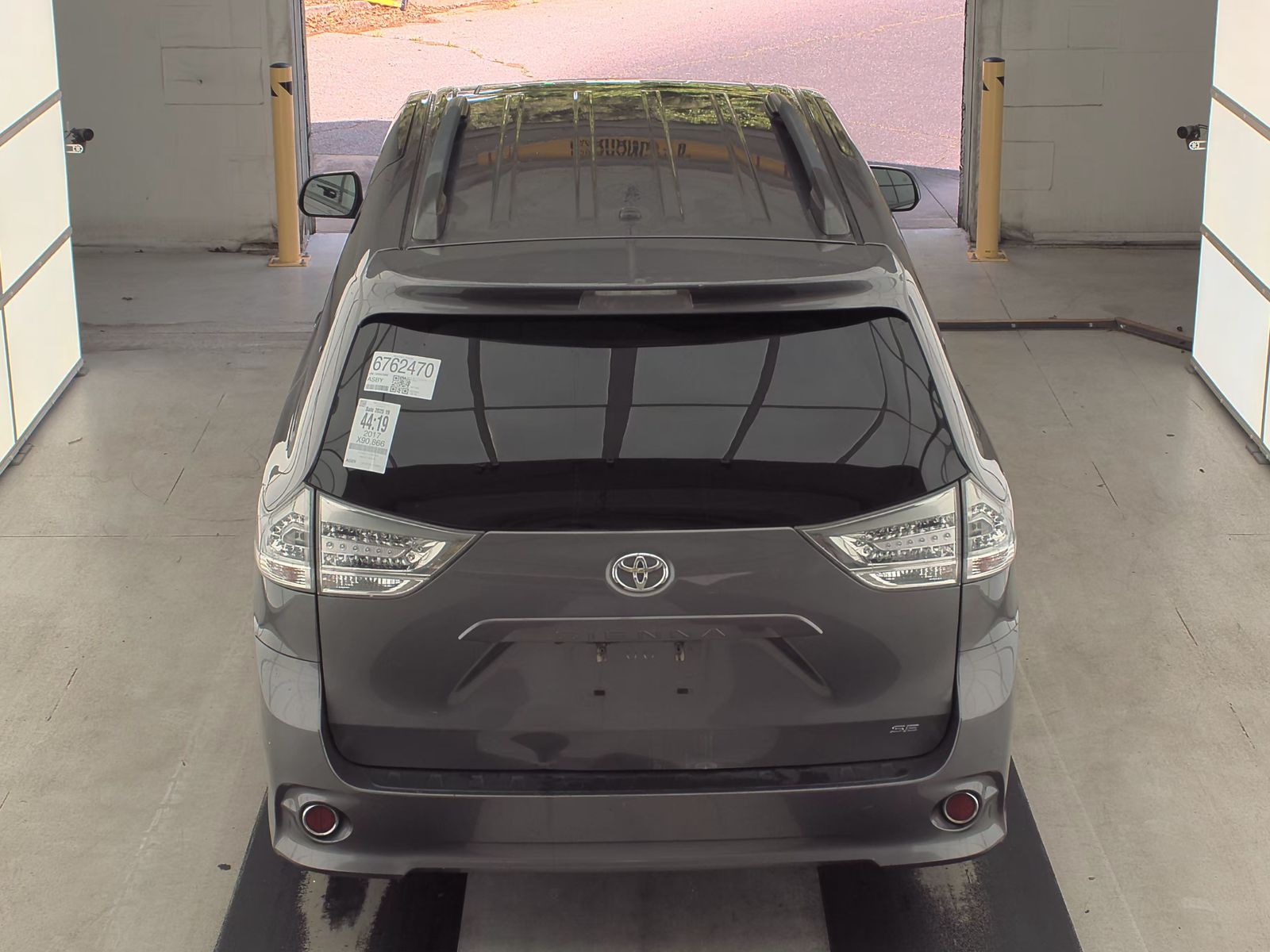 2017 Toyota Sienna SE Premium FWD