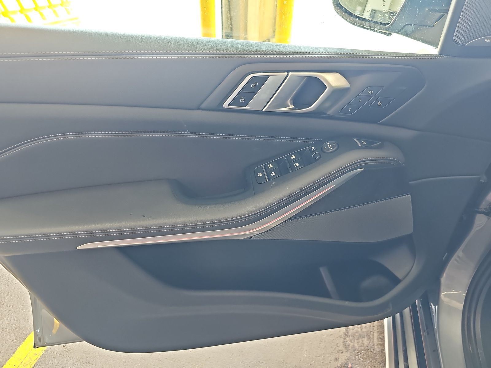 2025 BMW X5 xDrive40i AWD