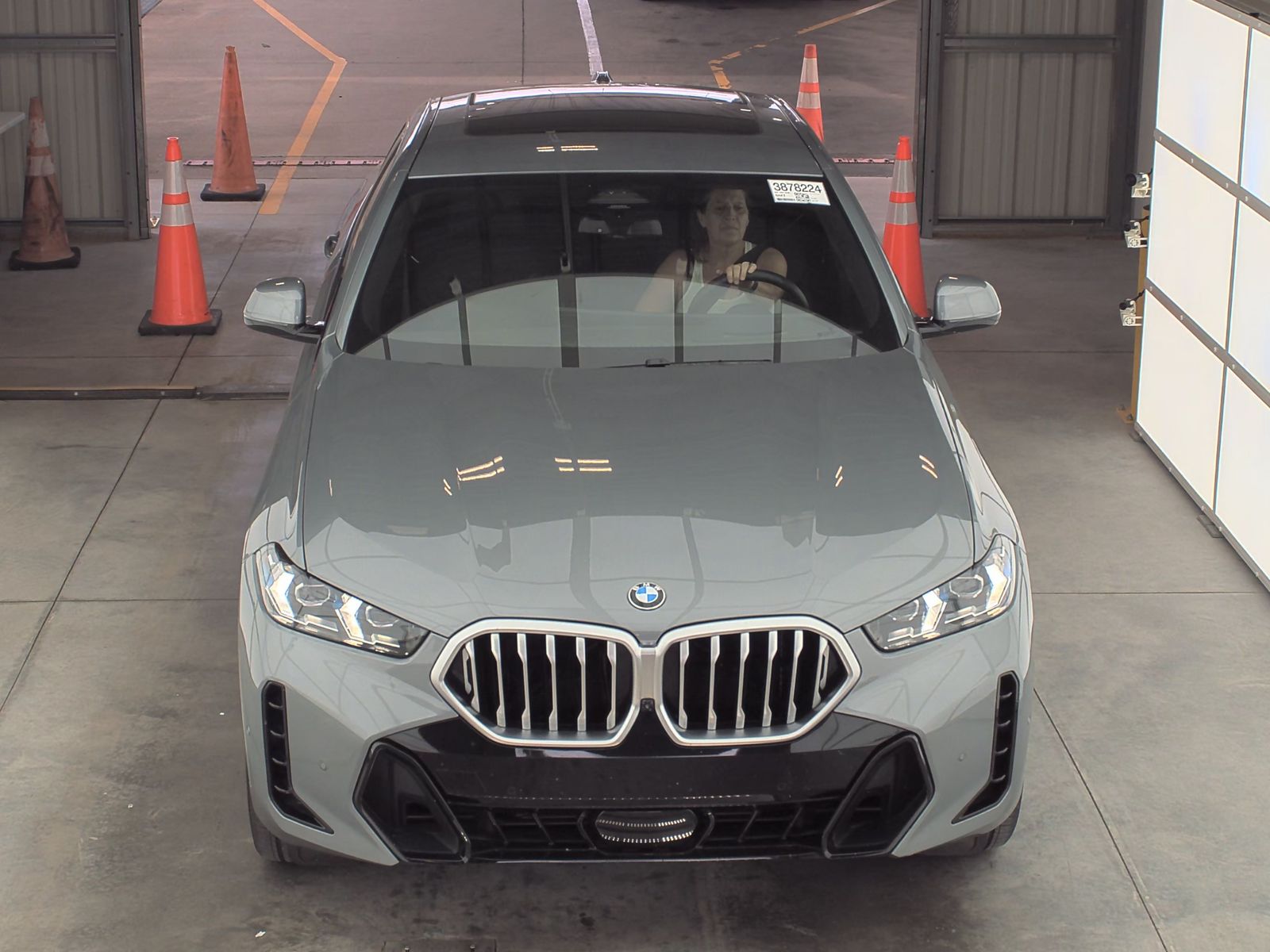 2025 BMW X6 xDrive40i AWD