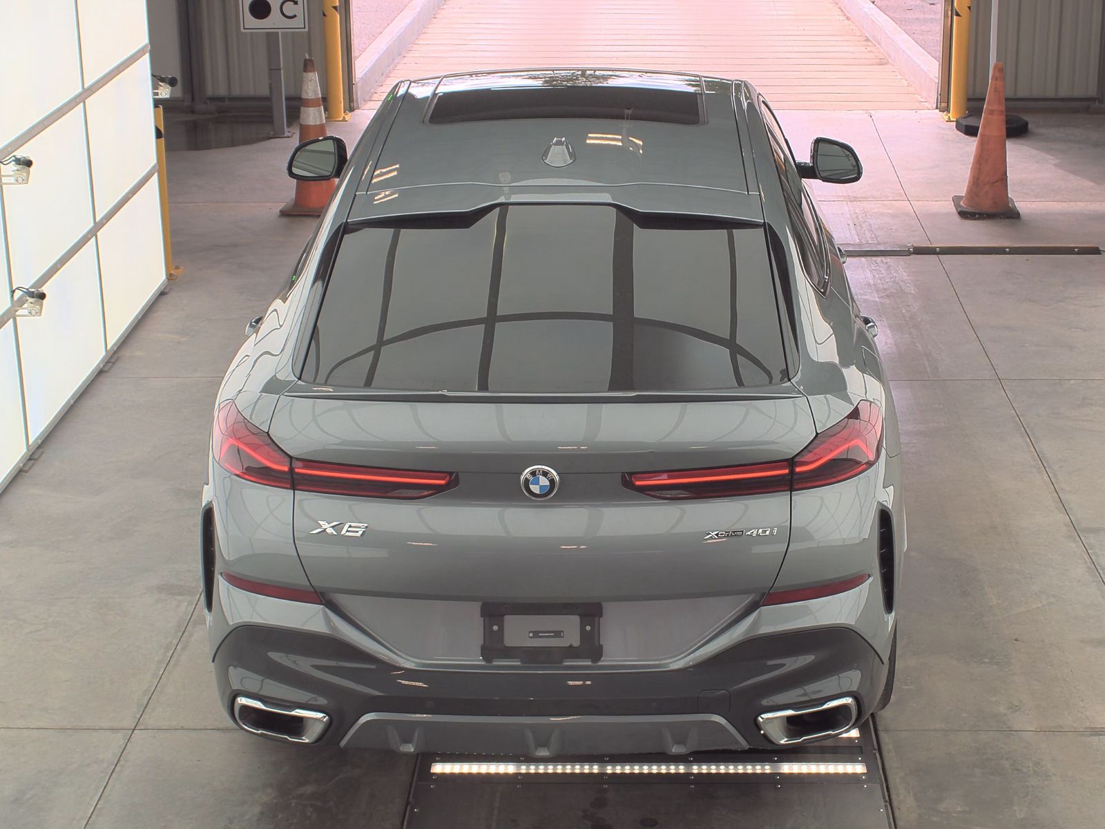 2025 BMW X6 xDrive40i AWD