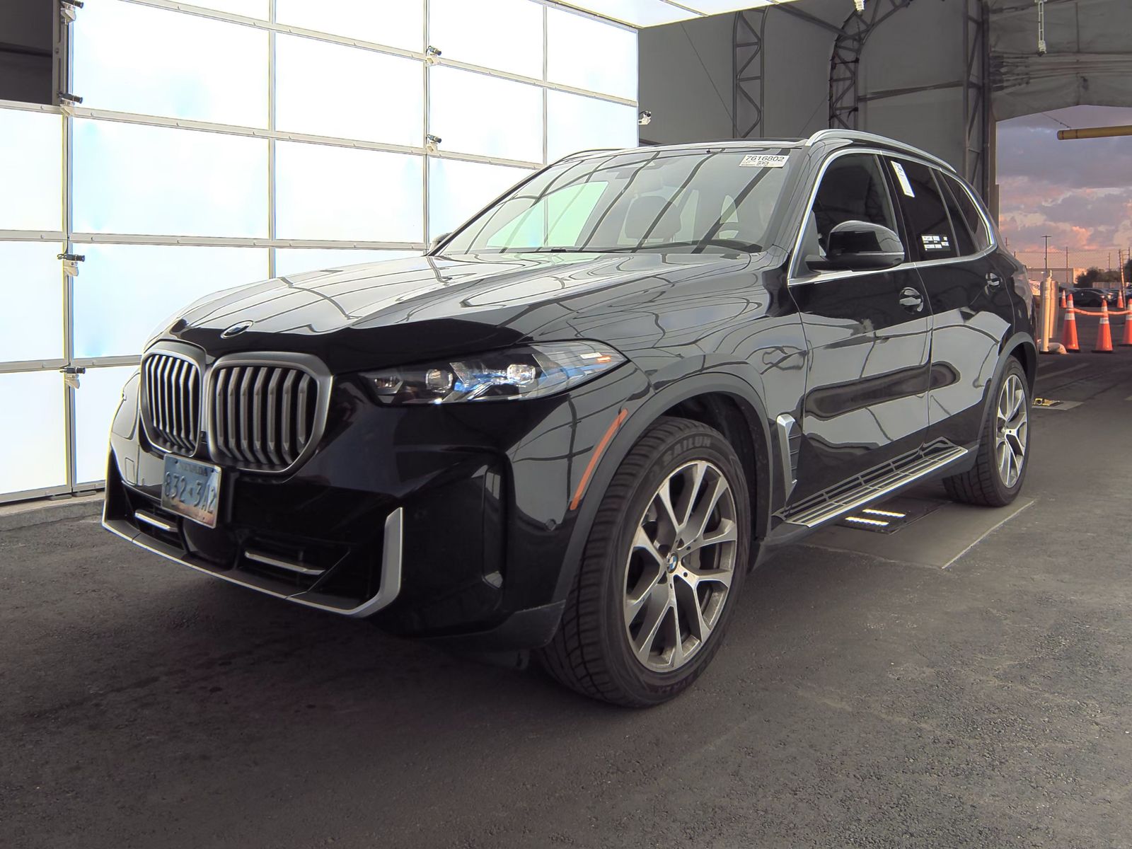 2025 BMW X5 sDrive40i RWD