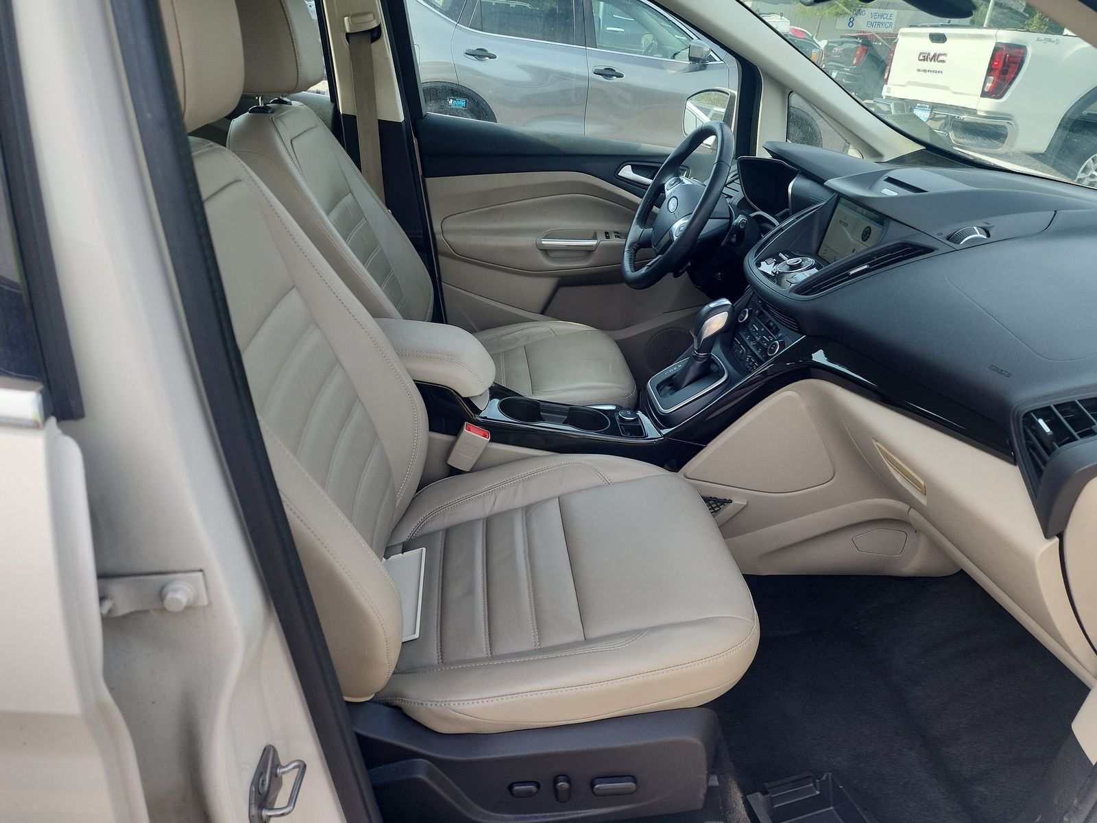 2017 Ford C-MAX Hybrid Titanium FWD