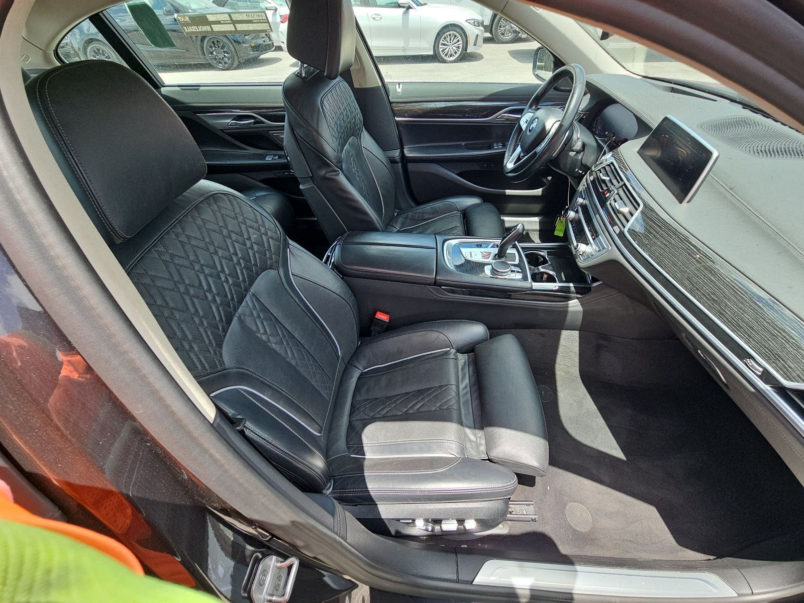 2022 BMW 7 Series 740i RWD