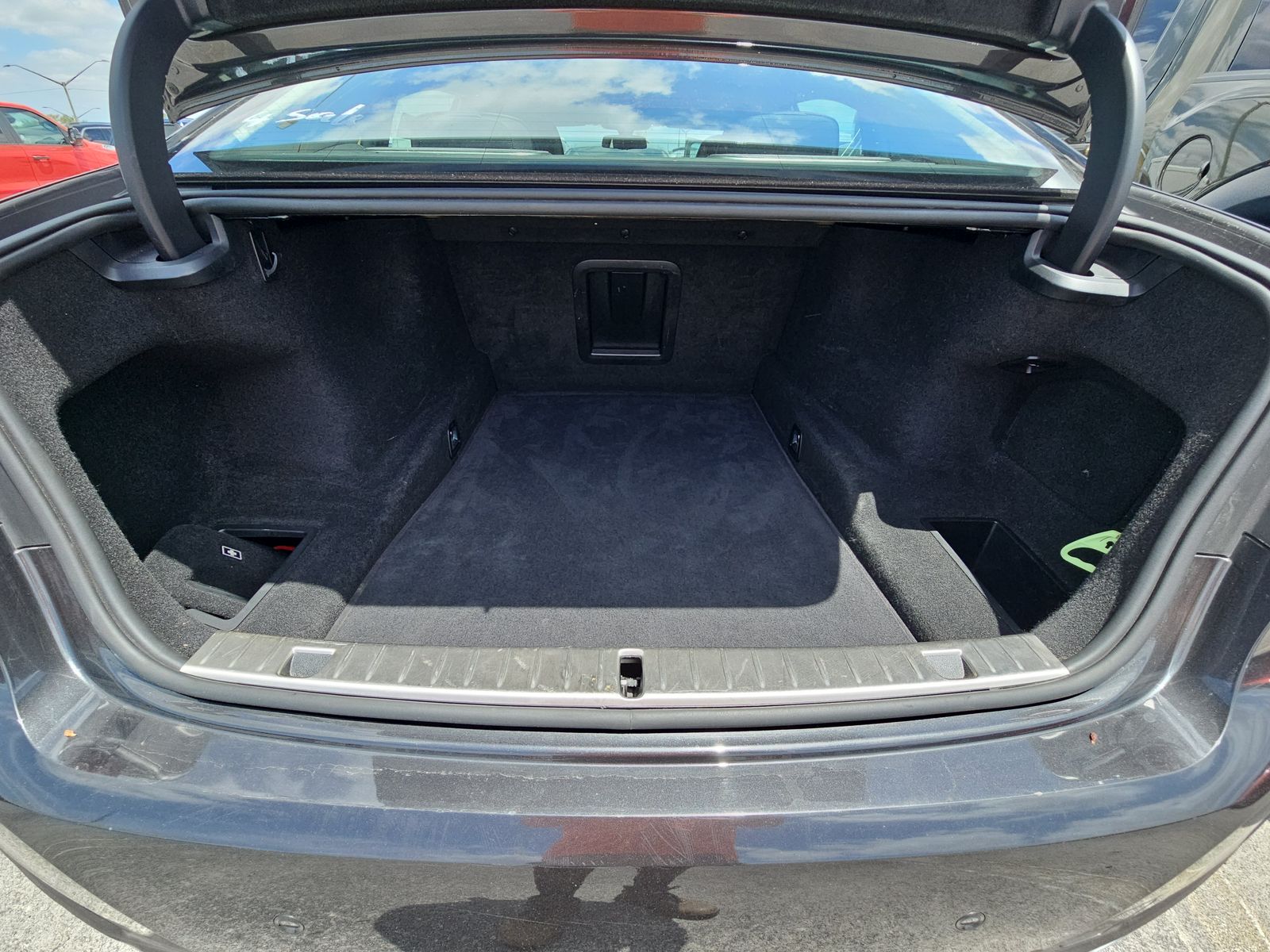 2022 BMW 7 Series 740i RWD