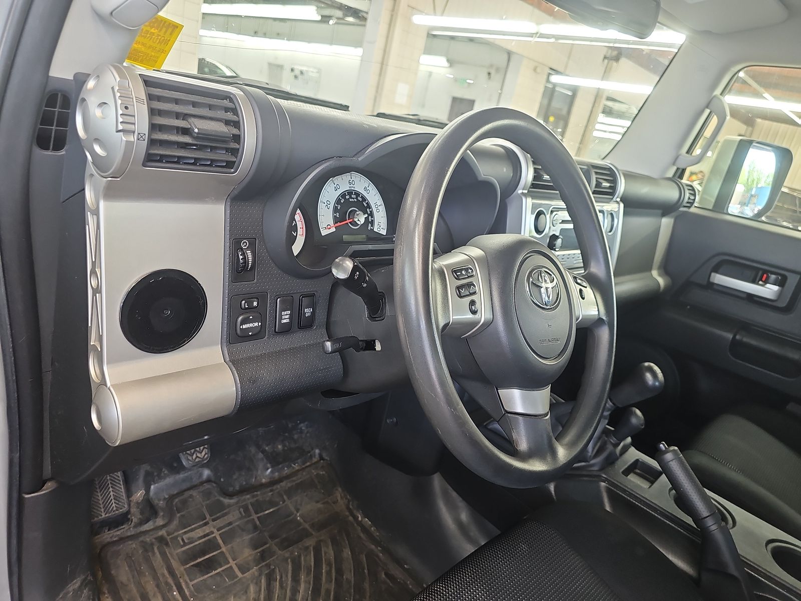 2014 Toyota FJ Cruiser Base AWD