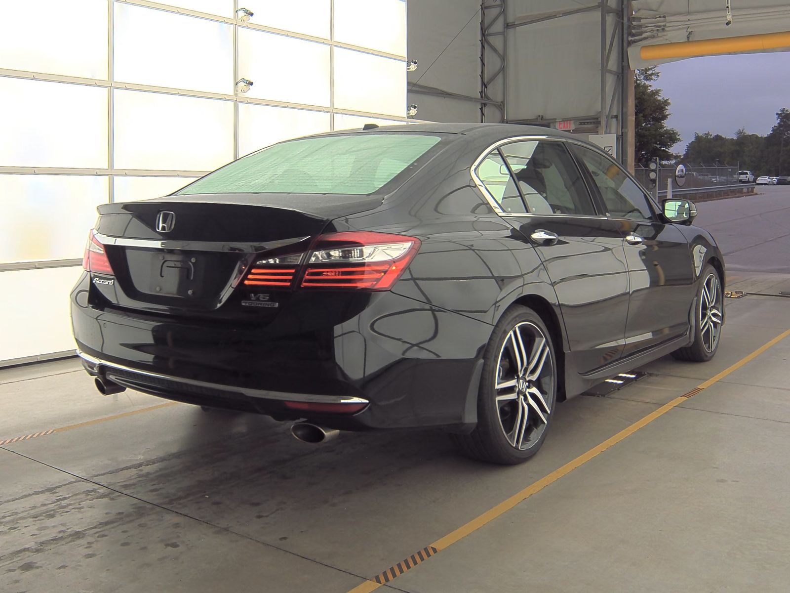2017 Honda Accord Sedan Touring FWD