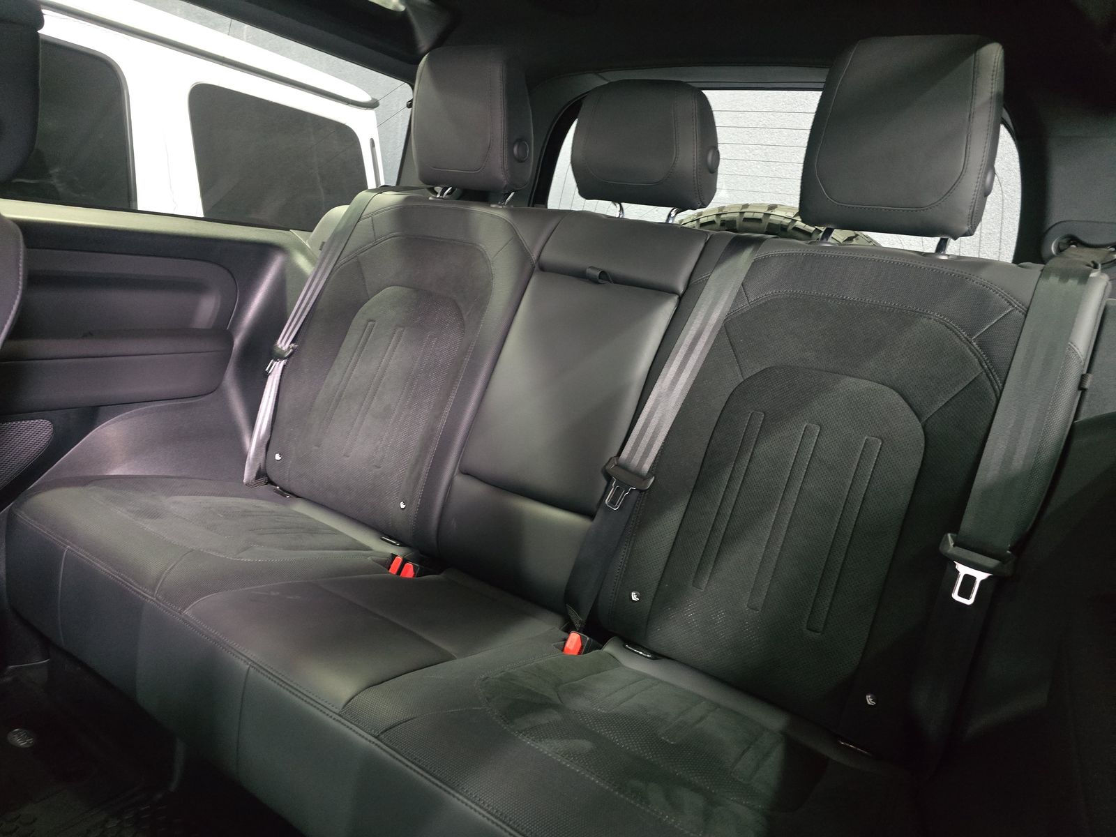 2022 Land Rover Defender 90 V8 Carpathian Edition AWD