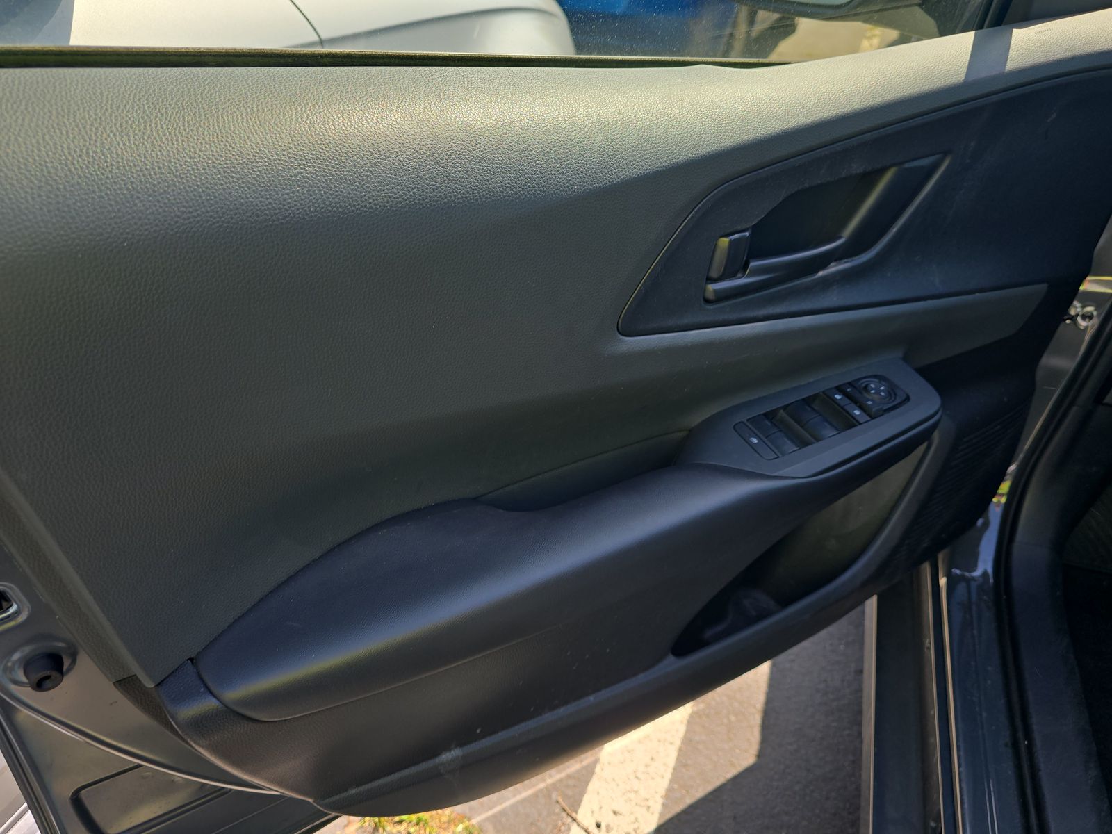 2023 Toyota Prius LE FWD