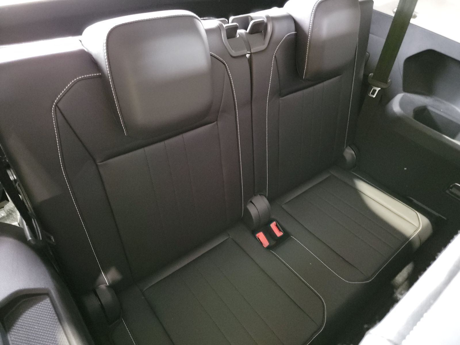2022 Volkswagen Tiguan 2.0T SE FWD