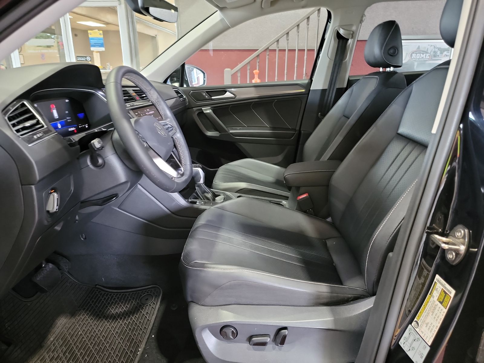 2022 Volkswagen Tiguan 2.0T SE FWD