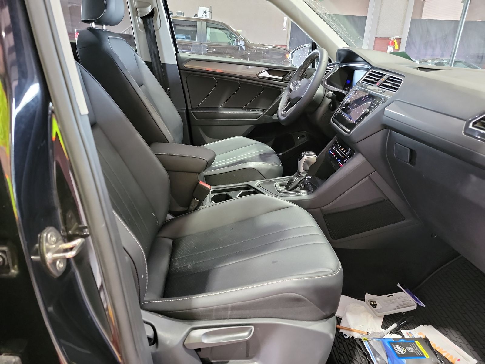 2022 Volkswagen Tiguan 2.0T SE FWD