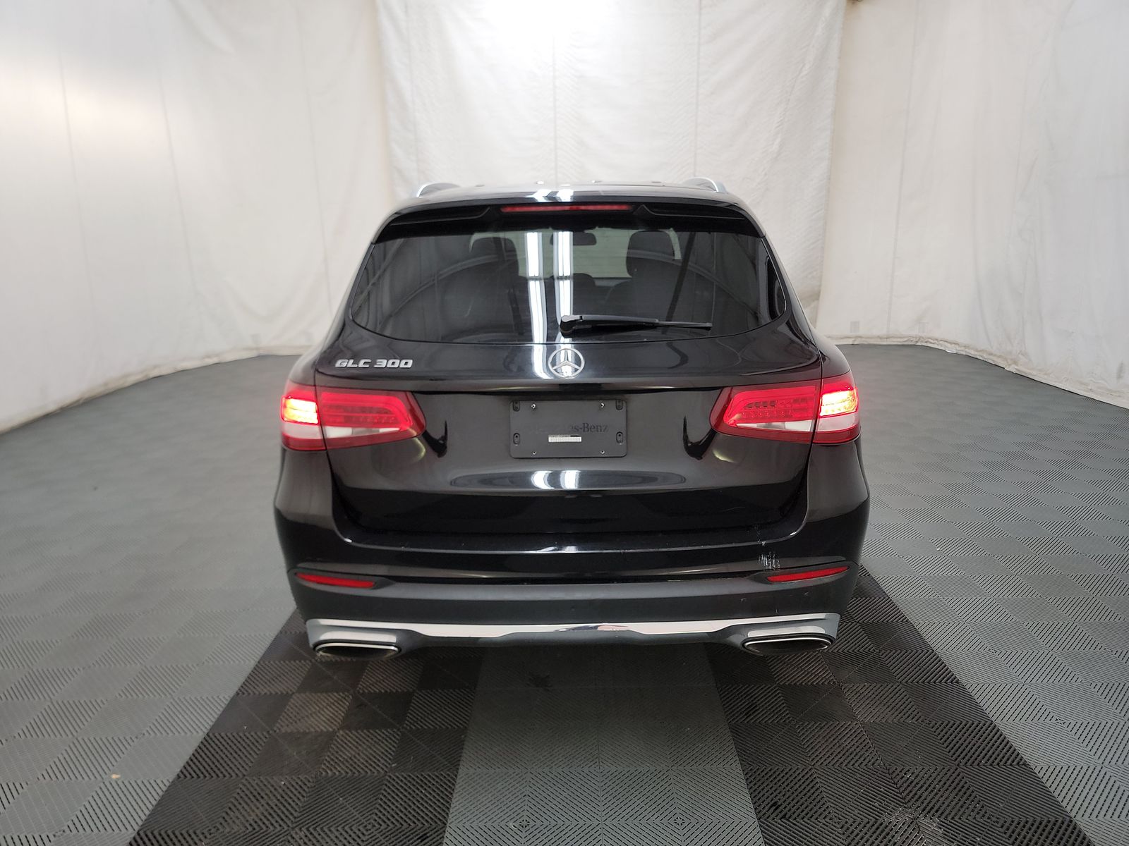 2017 Mercedes-Benz GLC GLC 300 RWD
