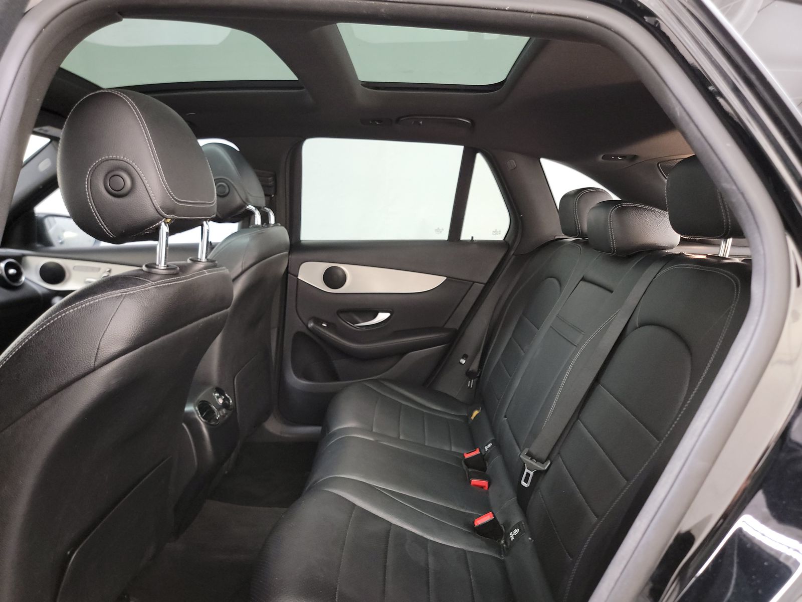 2017 Mercedes-Benz GLC GLC 300 RWD