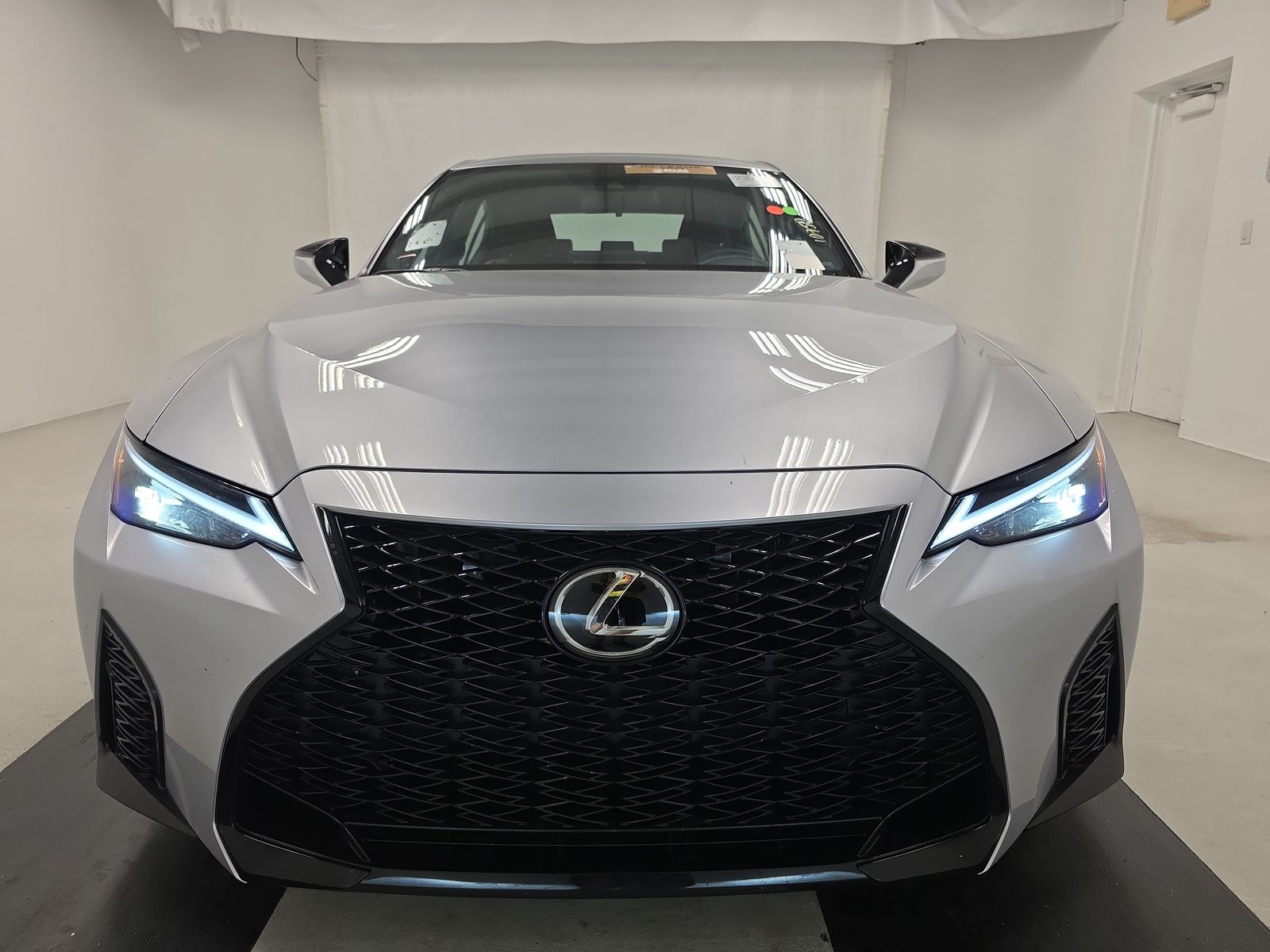 2024 Lexus IS IS 350 F SPORT Design RWD