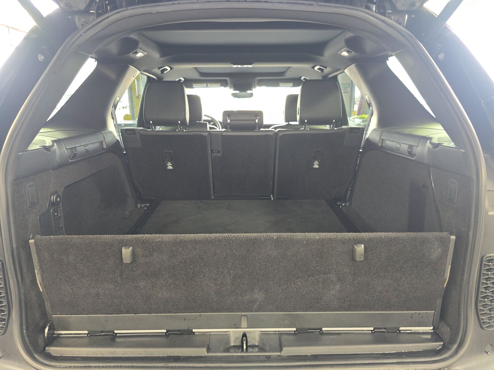 2020 Land Rover Discovery SE AWD