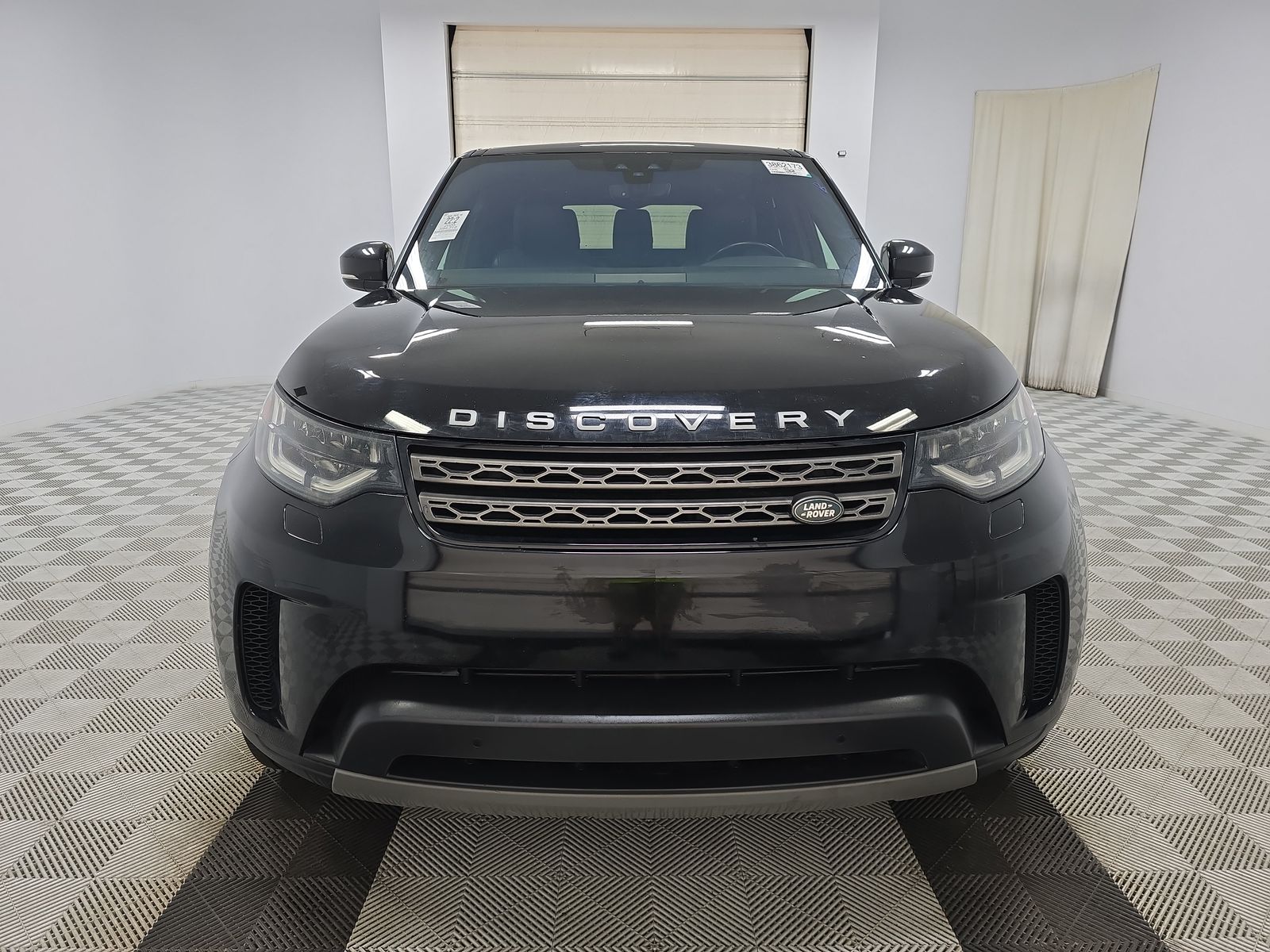 2020 Land Rover Discovery SE AWD