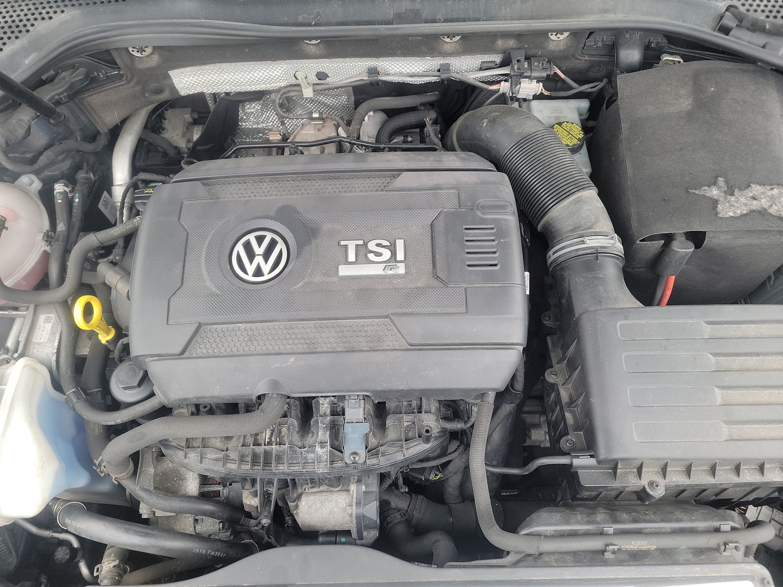 2016 Volkswagen Golf R 2.0T AWD