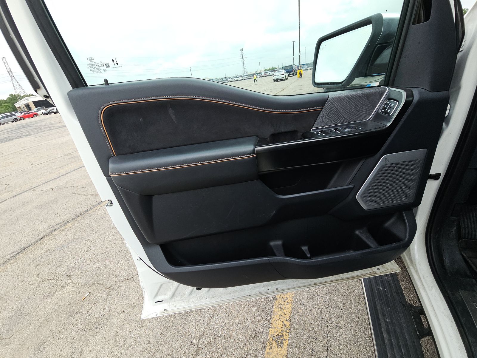 2023 Ford F-150 Platinum AWD