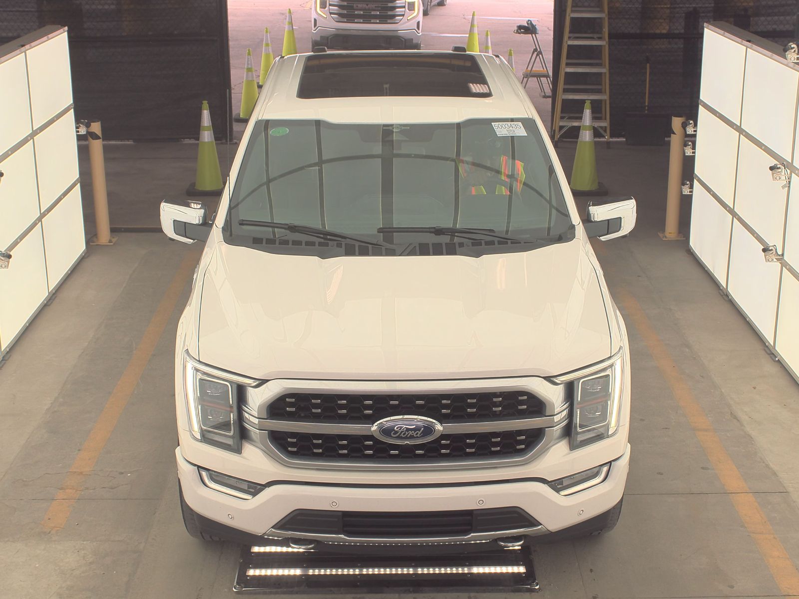 2023 Ford F-150 Platinum AWD