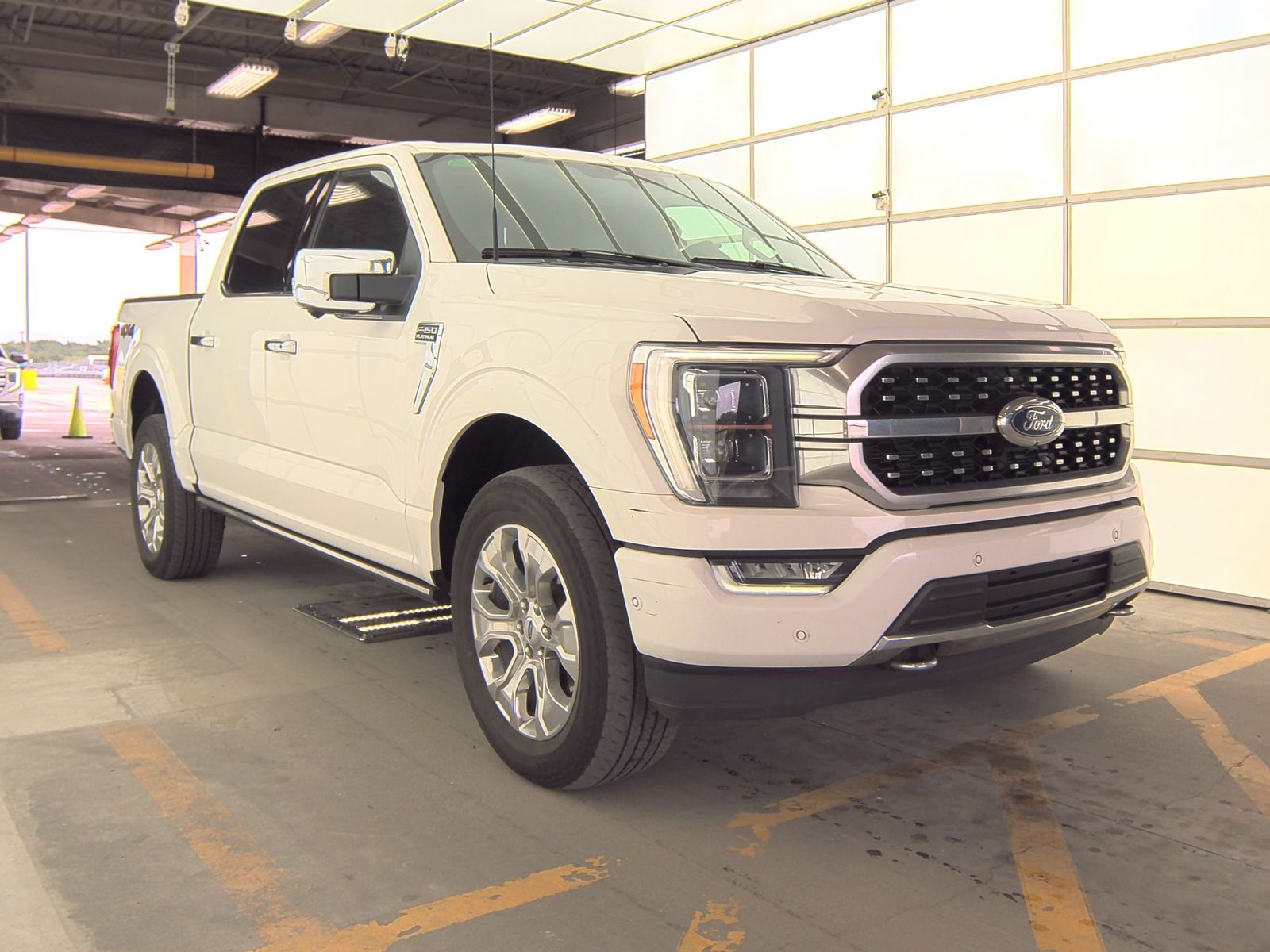 2023 Ford F-150 Platinum AWD