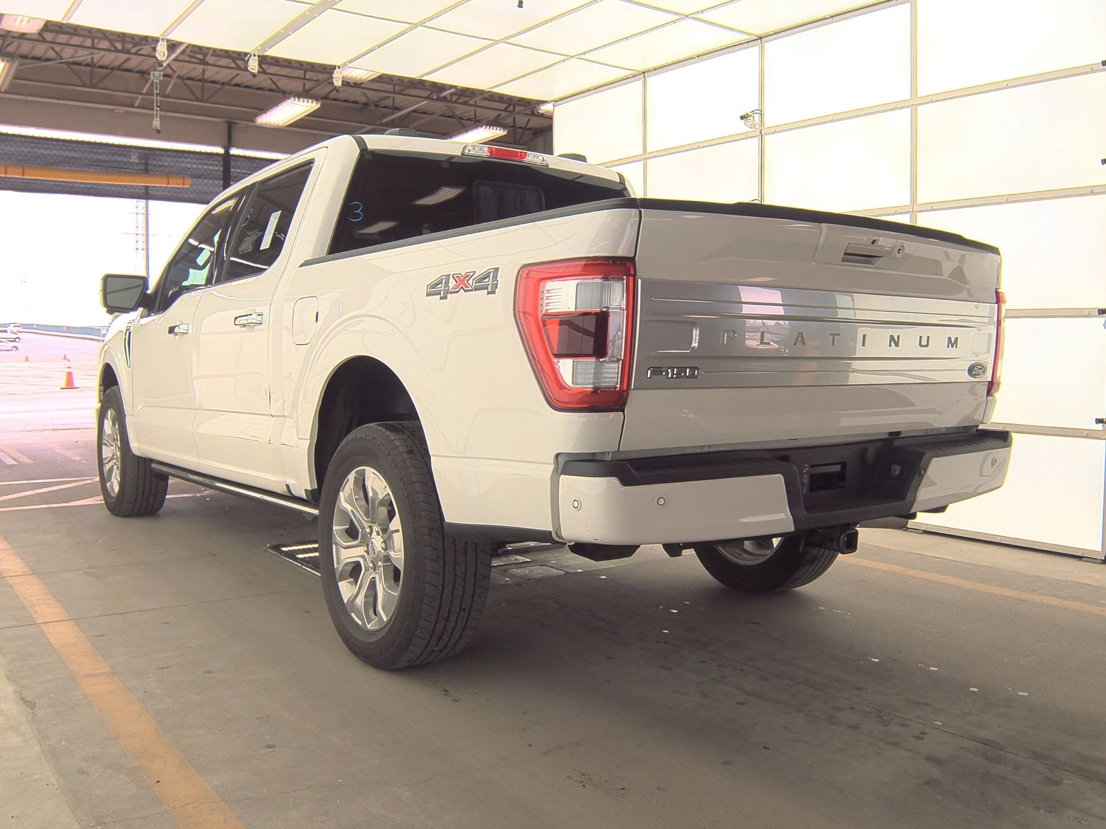 2023 Ford F-150 Platinum AWD