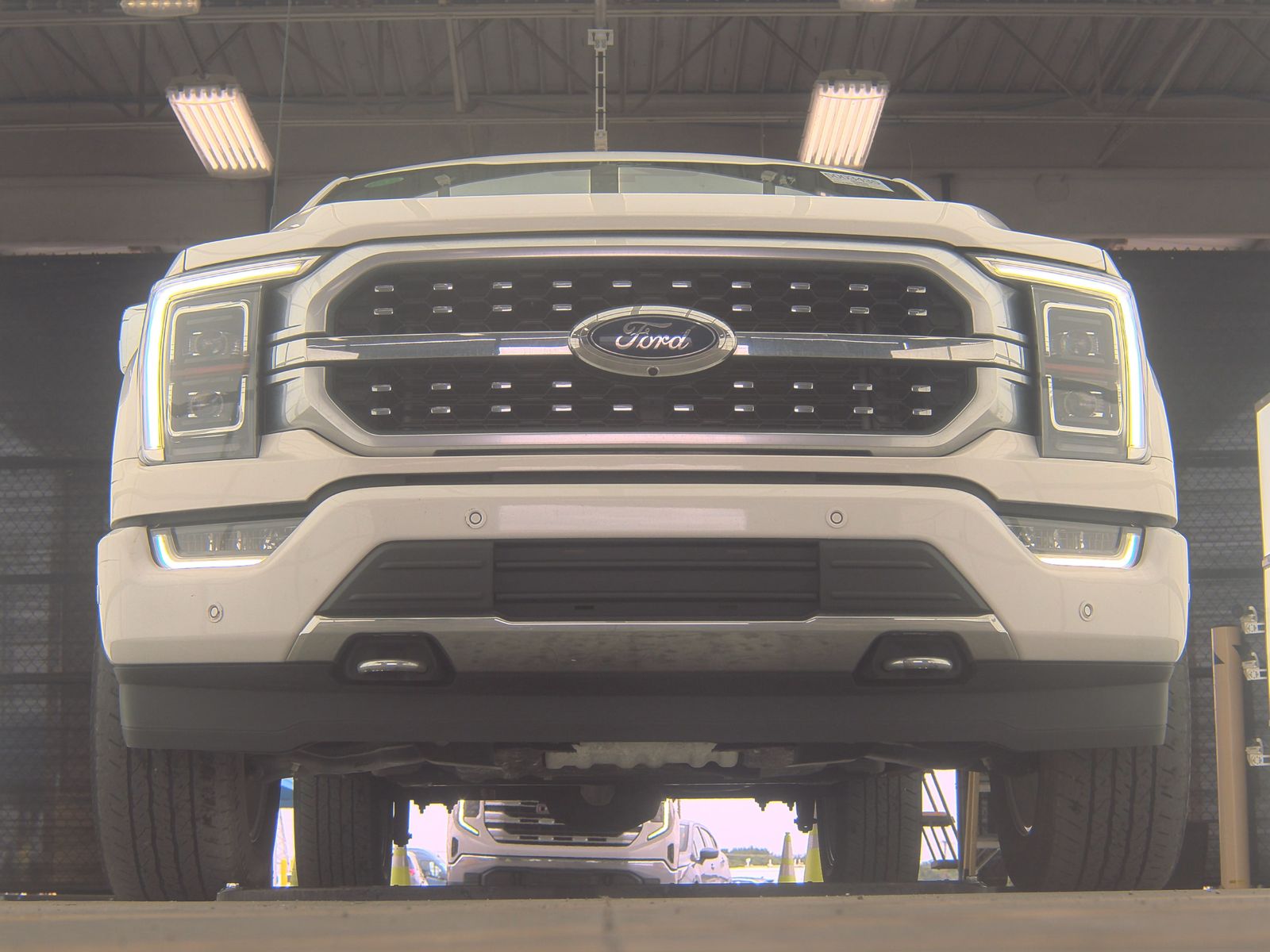 2023 Ford F-150 Platinum AWD
