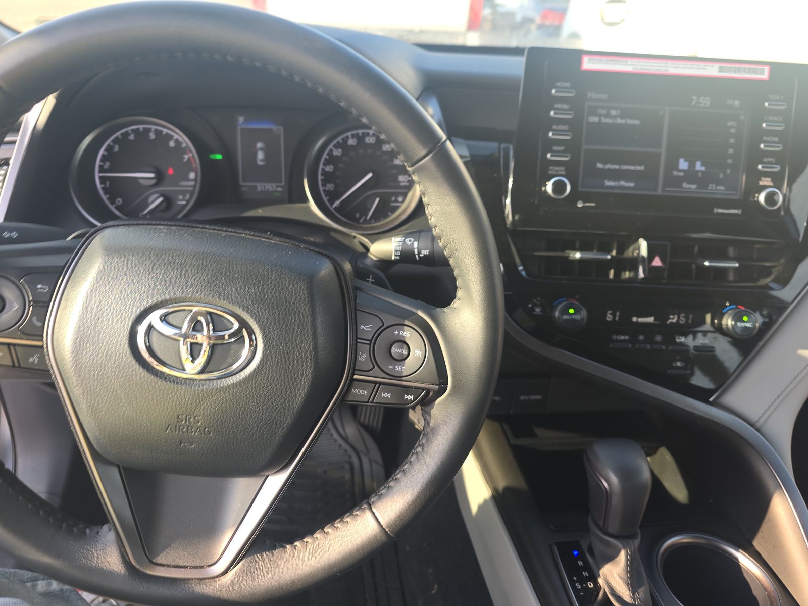 2024 Toyota Camry SE FWD