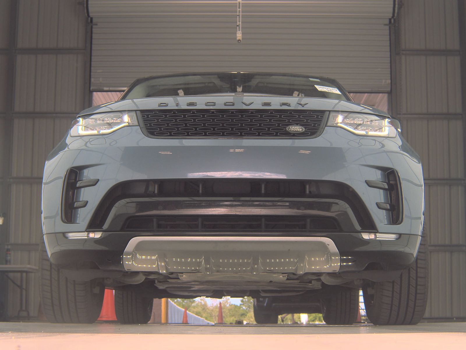 2020 Land Rover Discovery Landmark Edition AWD