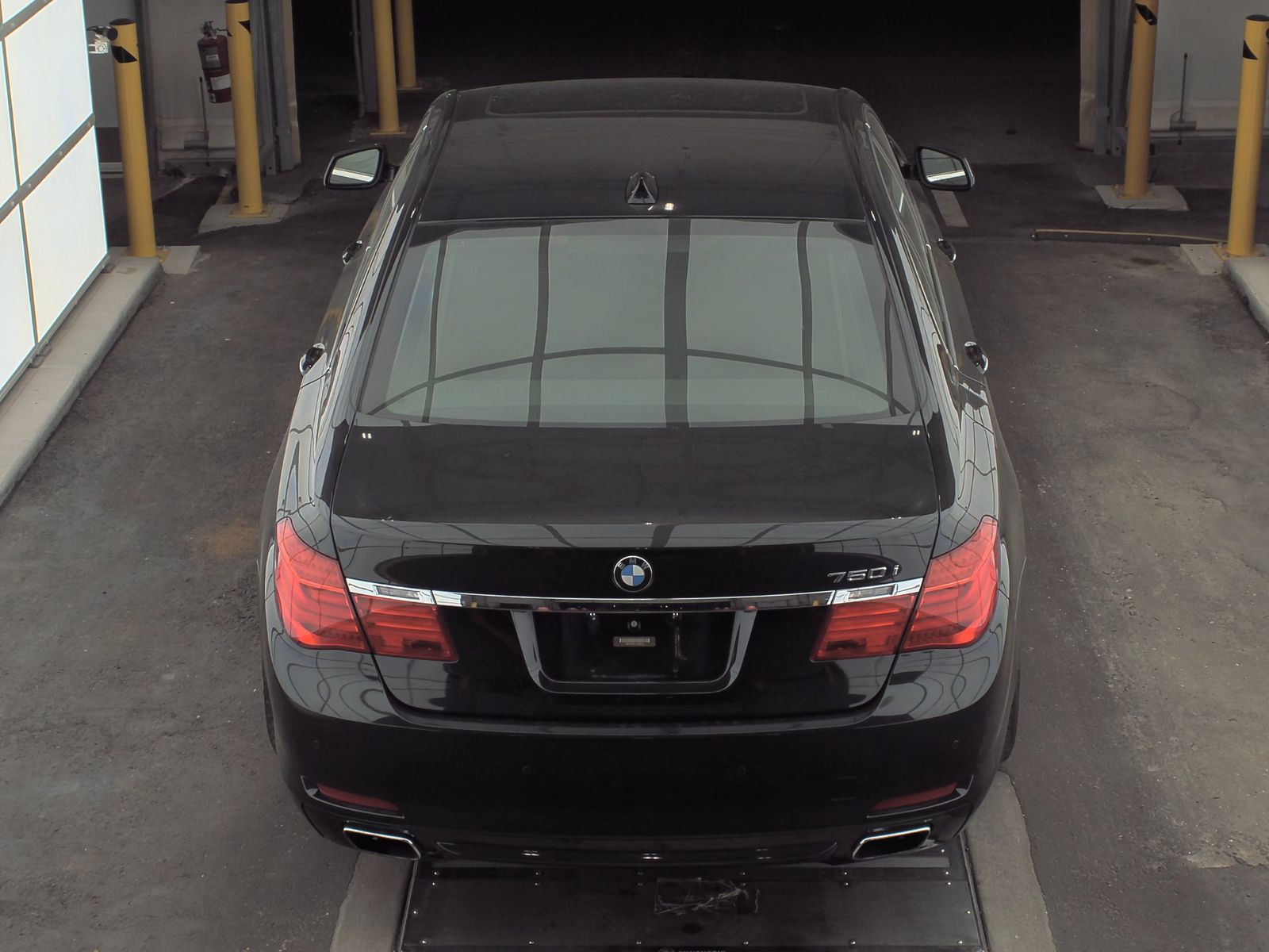 2012 BMW 7 Series 750i xDrive AWD