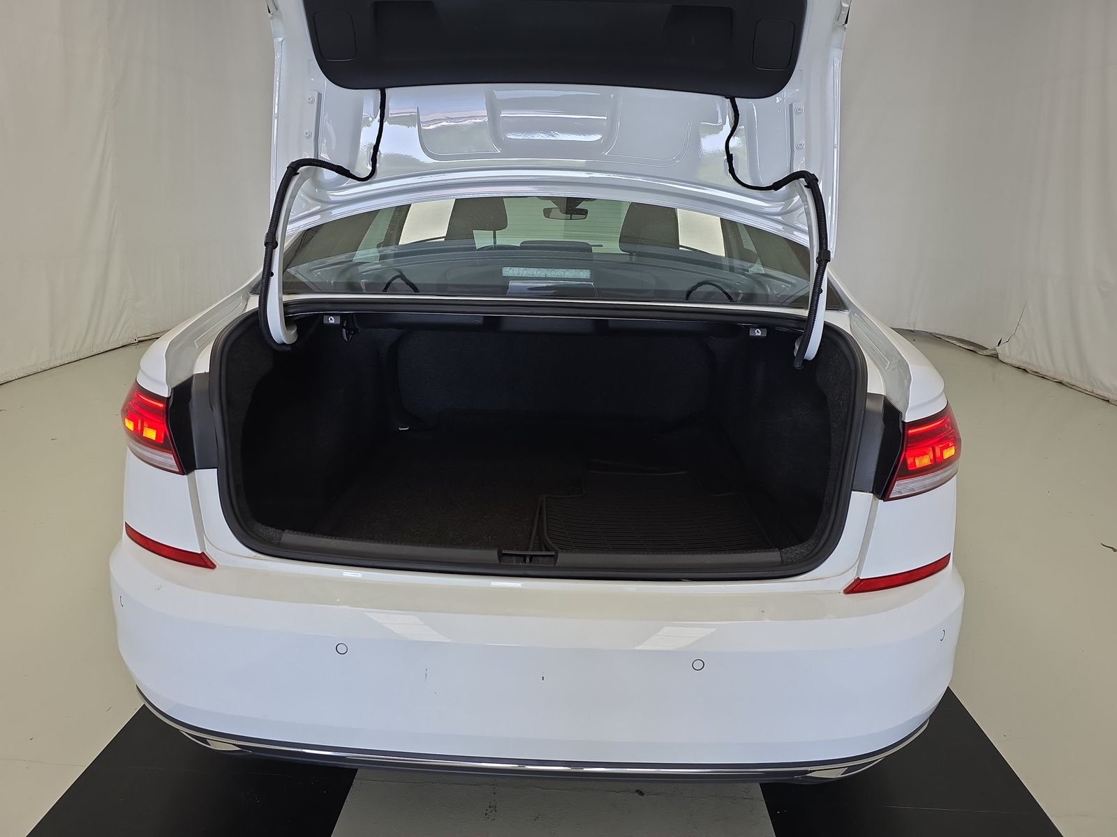 2020 Volkswagen Passat 2.0T SEL FWD