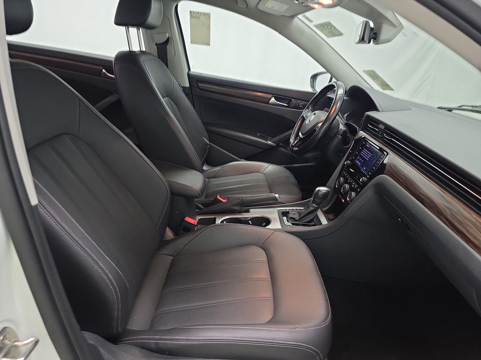 2020 Volkswagen Passat 2.0T SEL FWD
