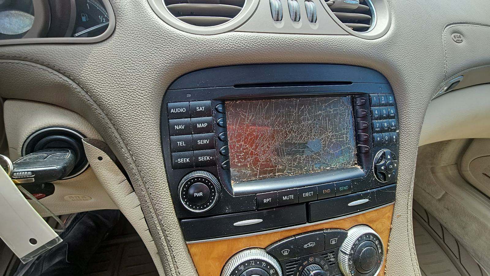 Mercedes-Benz SL 500 снимка Mercedes-Benz SL 500