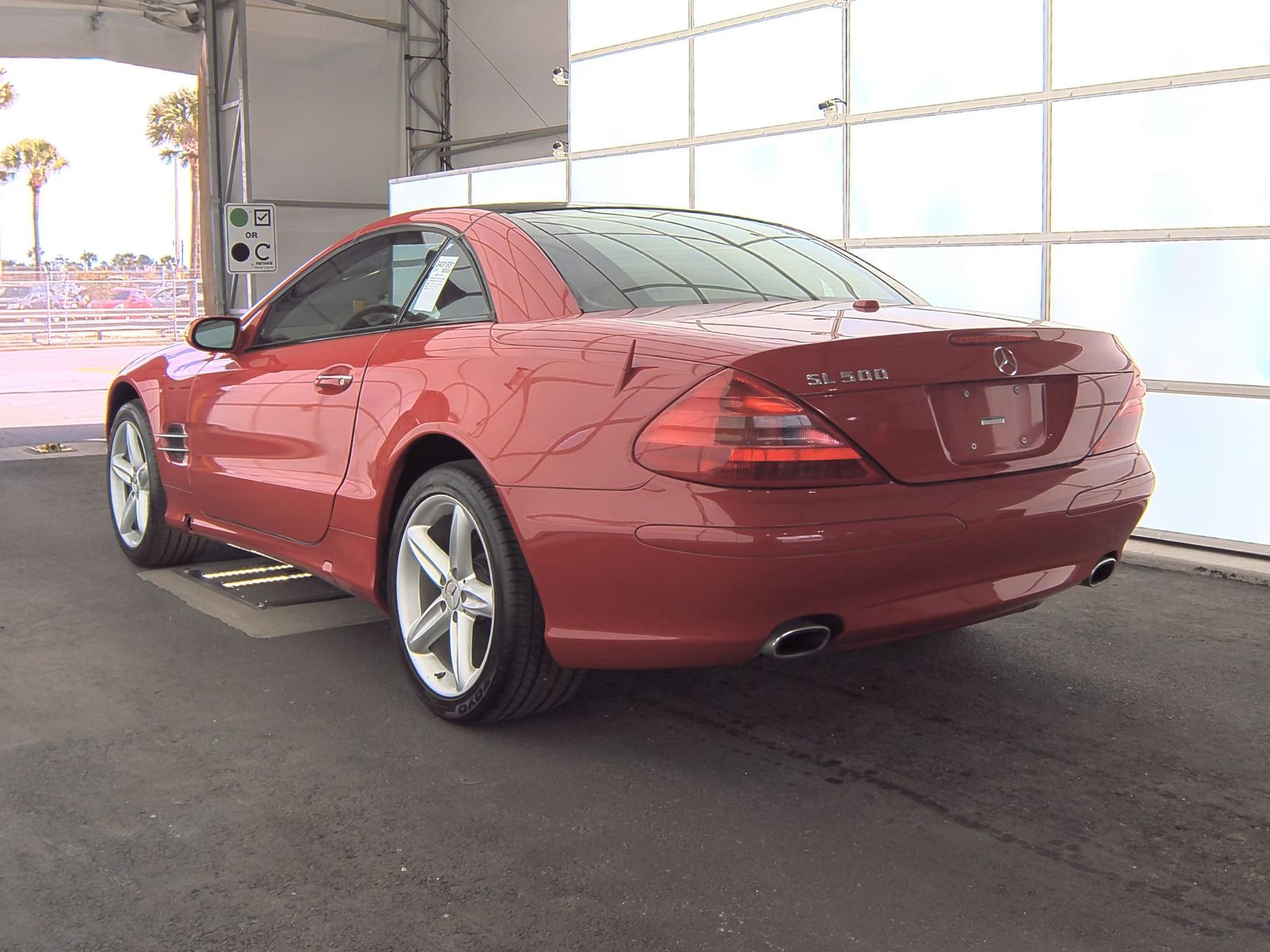 Mercedes-Benz SL 500 снимка Mercedes-Benz SL 500