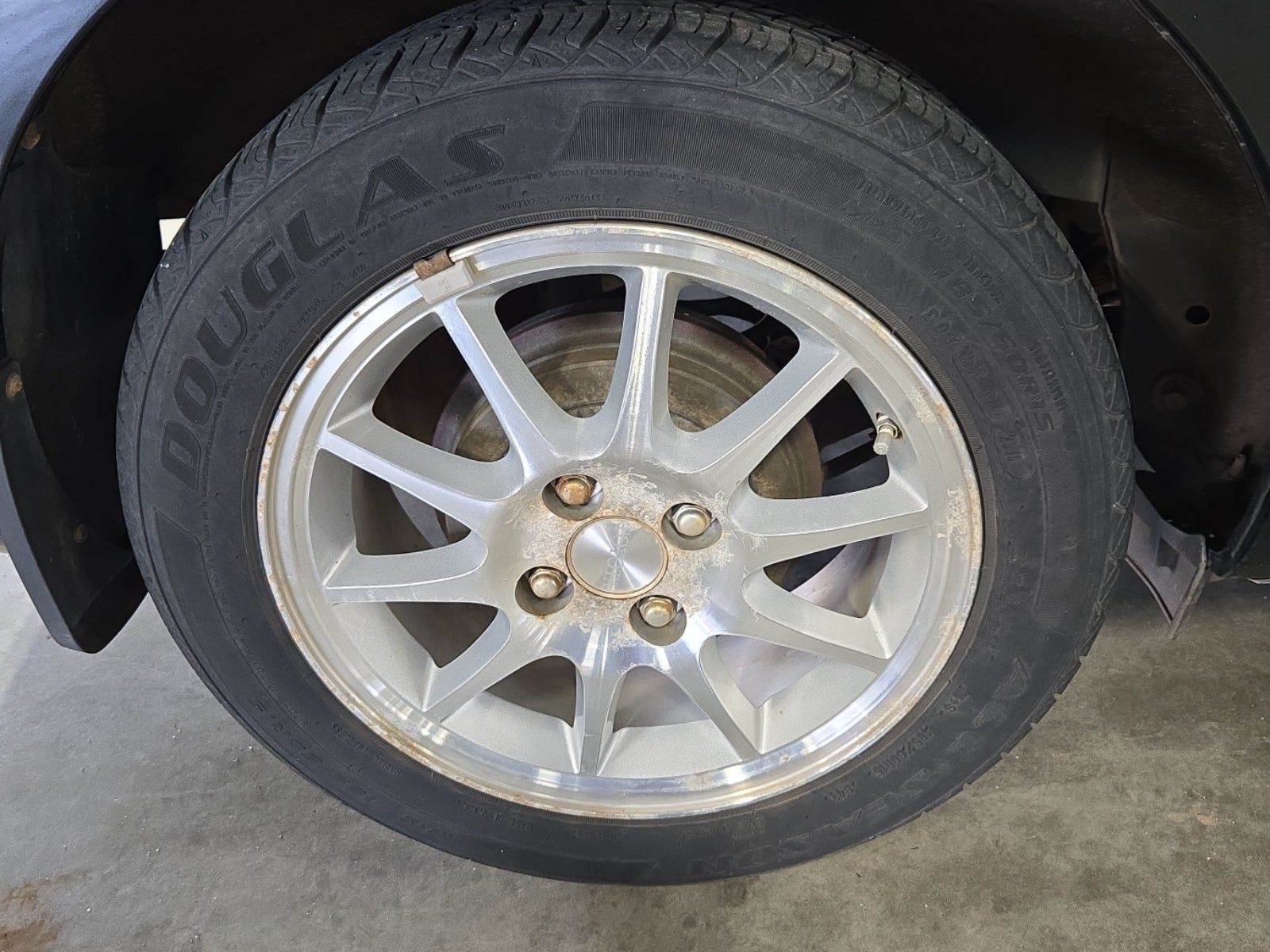 2010 Toyota Yaris Base FWD