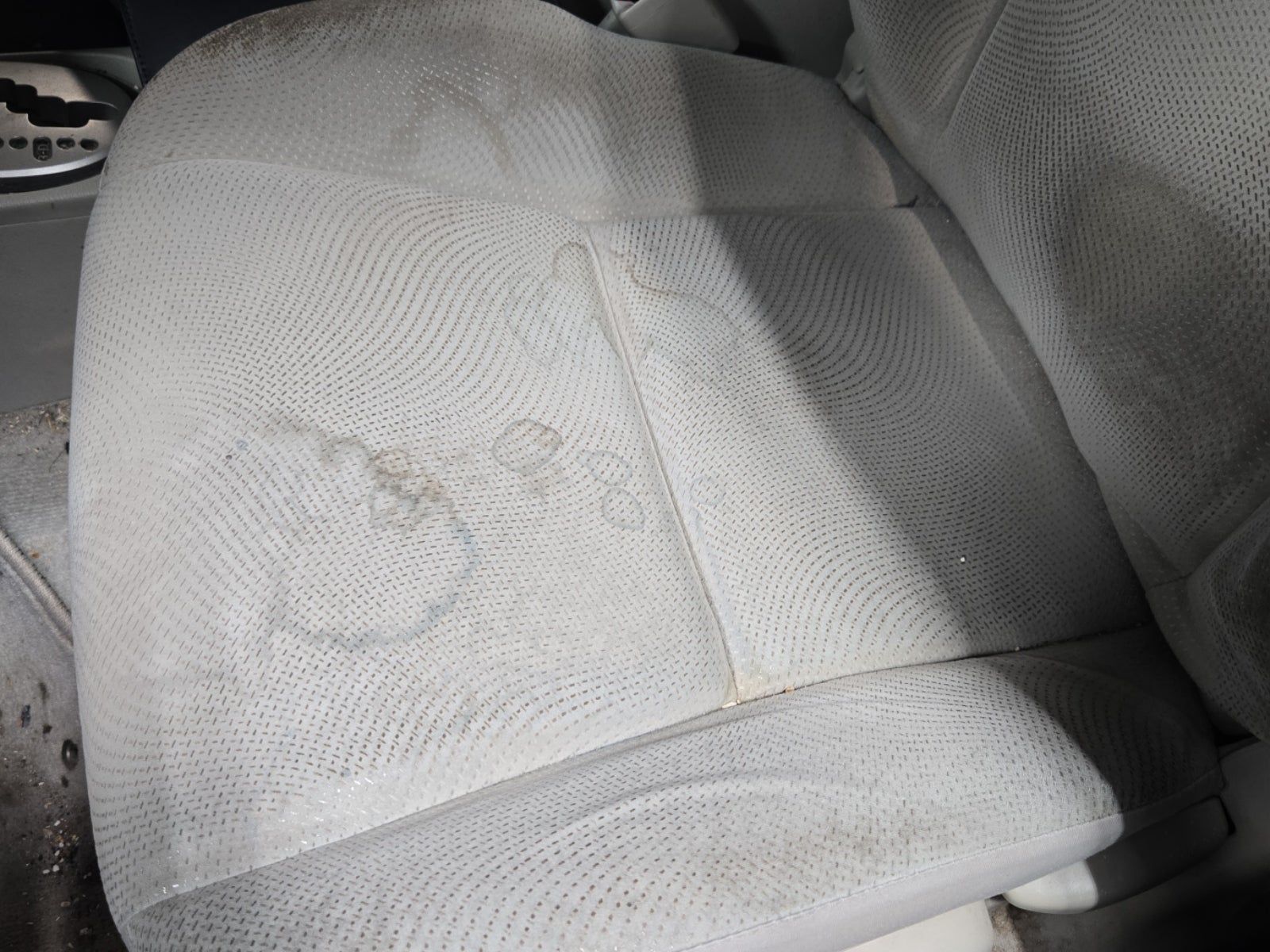 2010 Toyota Yaris Base FWD