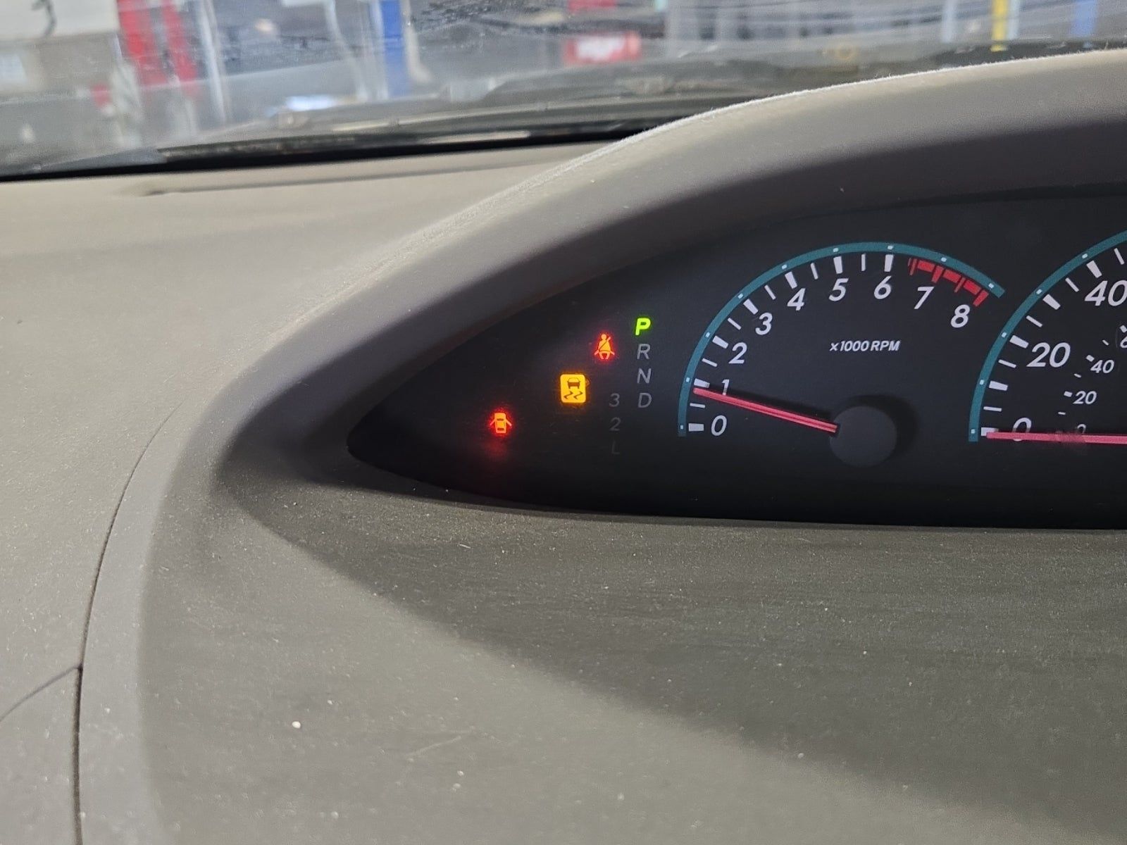 2010 Toyota Yaris Base FWD