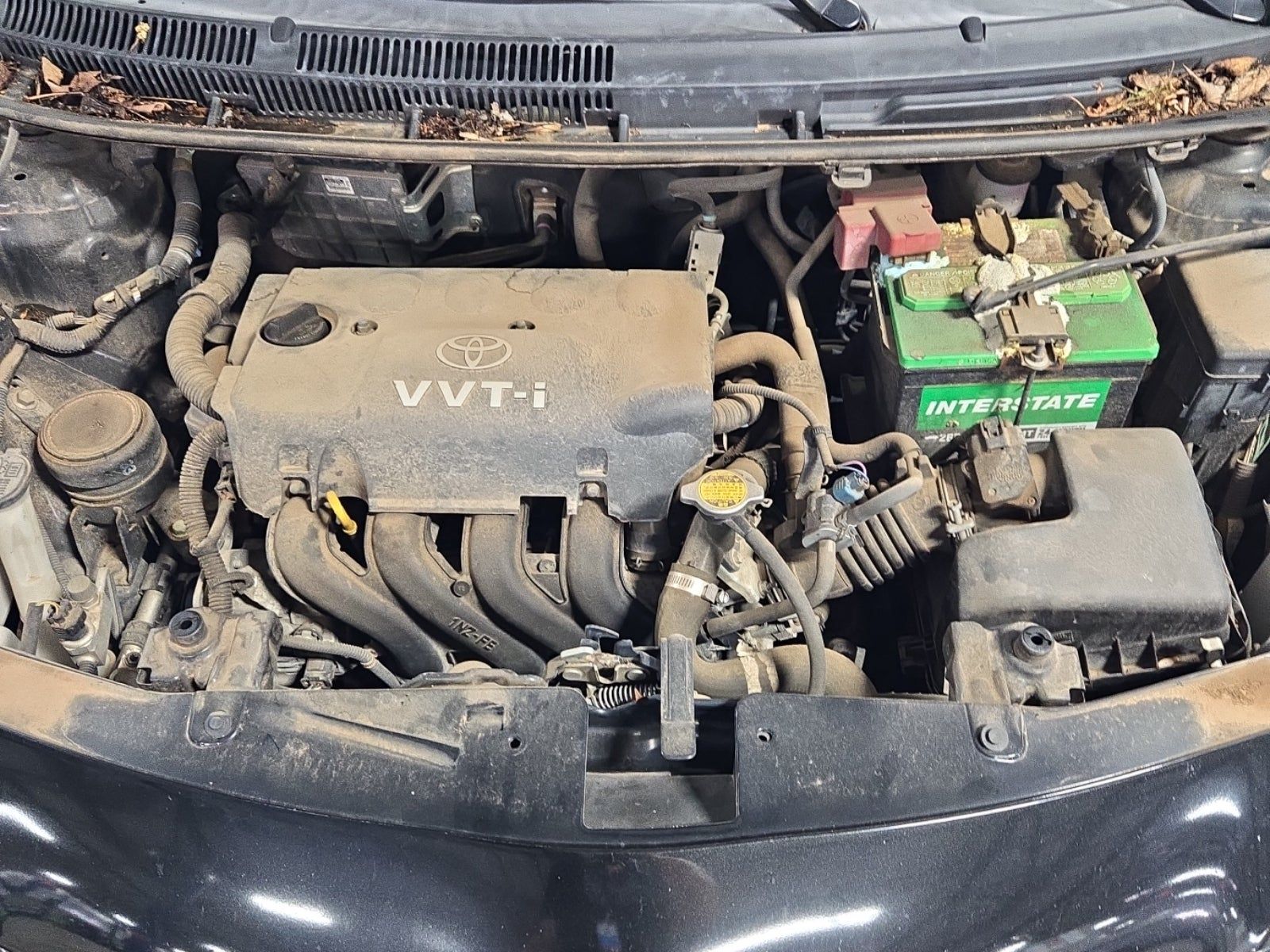 2010 Toyota Yaris Base FWD