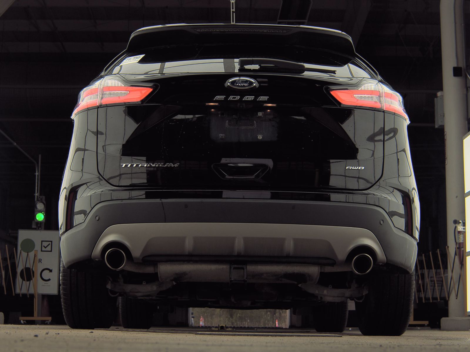 2023 Ford Edge Titanium AWD