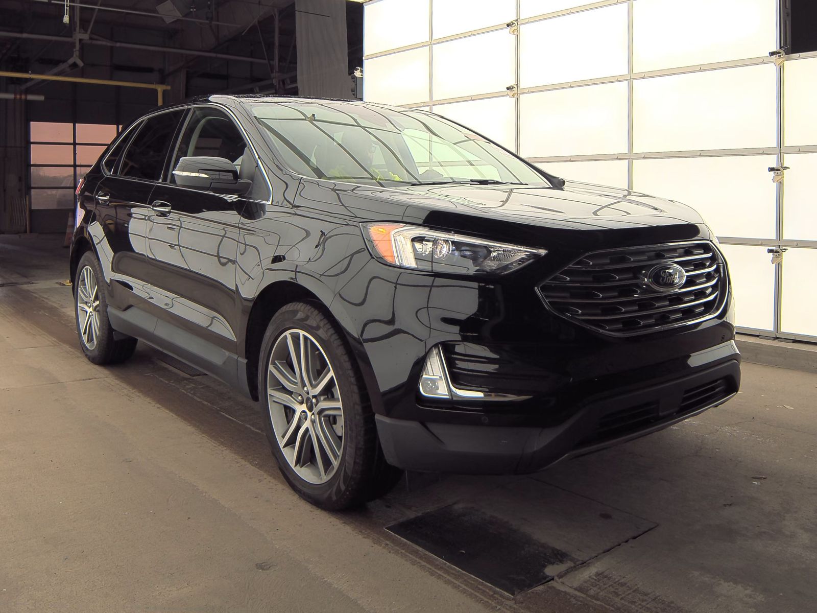 2023 Ford Edge Titanium AWD