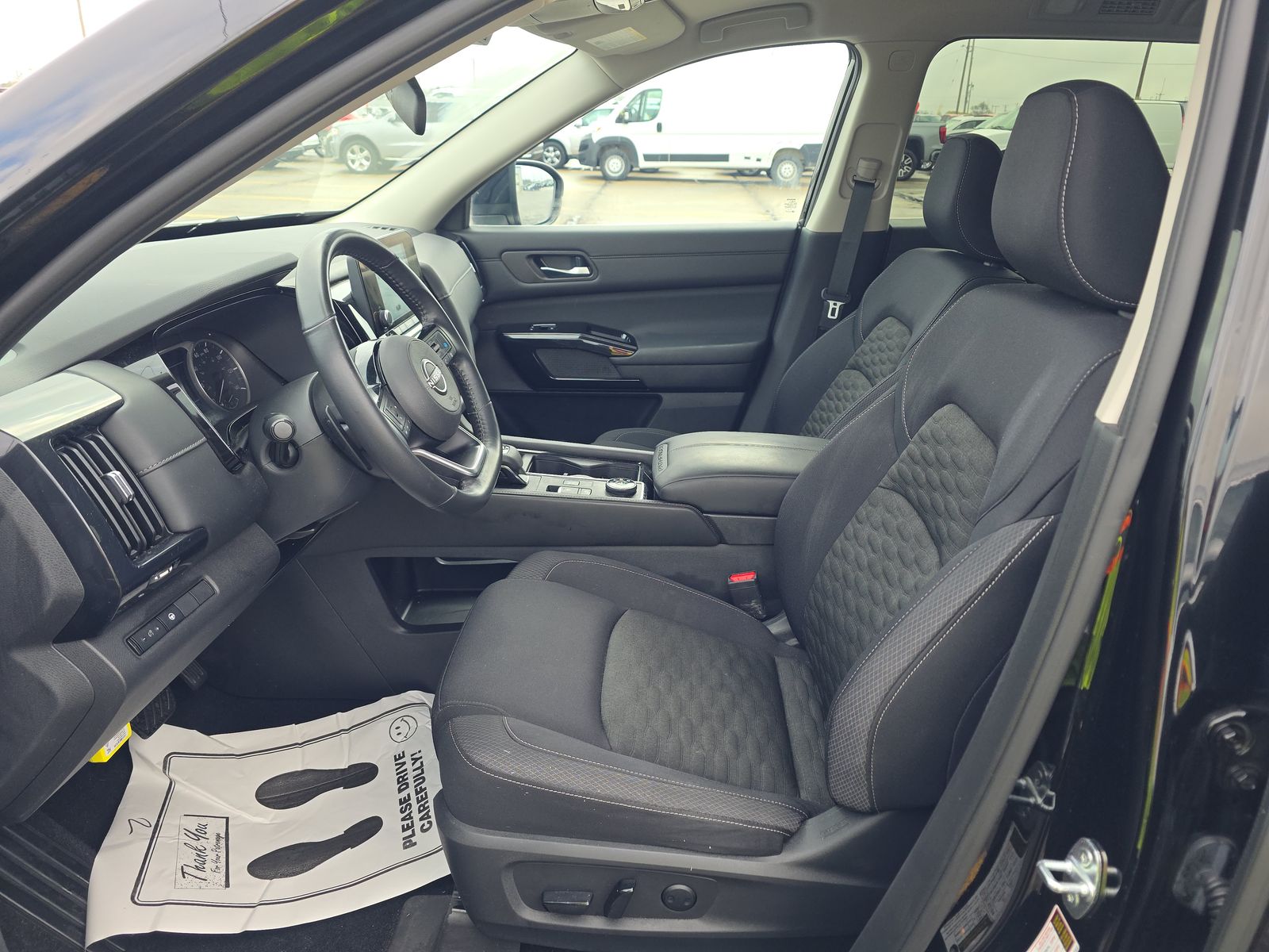 2022 Nissan Pathfinder SV AWD