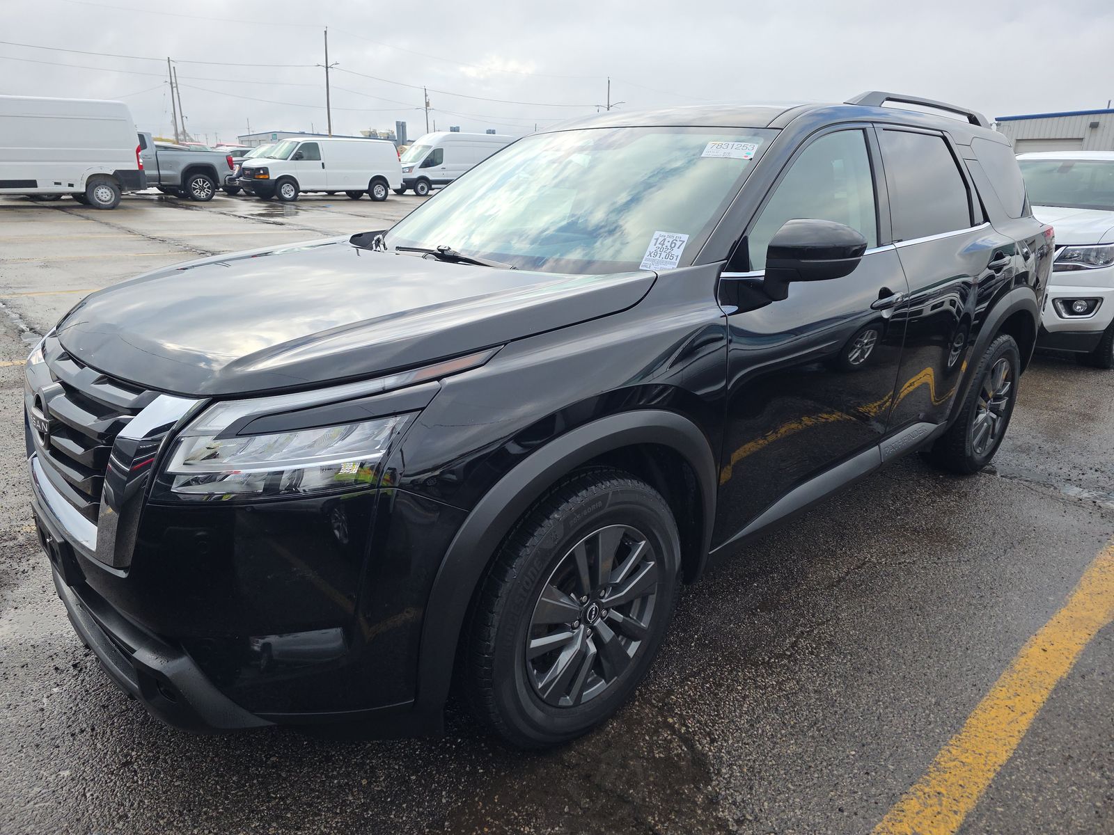 2022 Nissan Pathfinder SV AWD