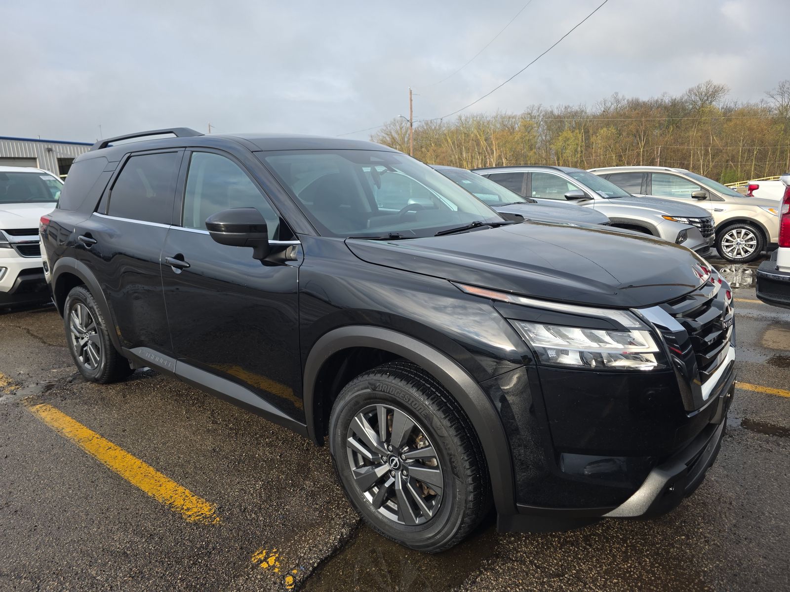 2022 Nissan Pathfinder SV AWD